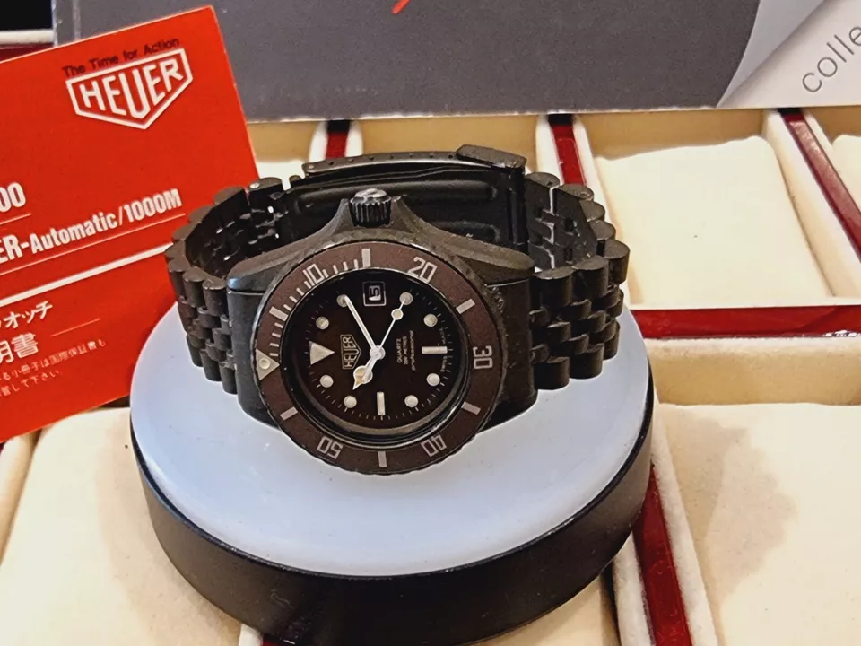 HEUER 1000 MODEL 981.015 RARE VERY GOOD CONDITION COLLECTIBLE ARMY OLIVE GREEN