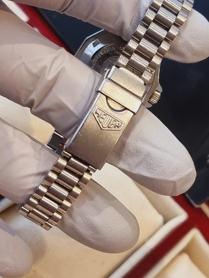 TAG Heuer 3000 Lady IN NEAR MINT CONDITION Rare Fully Steel Serviced Heuer Brac