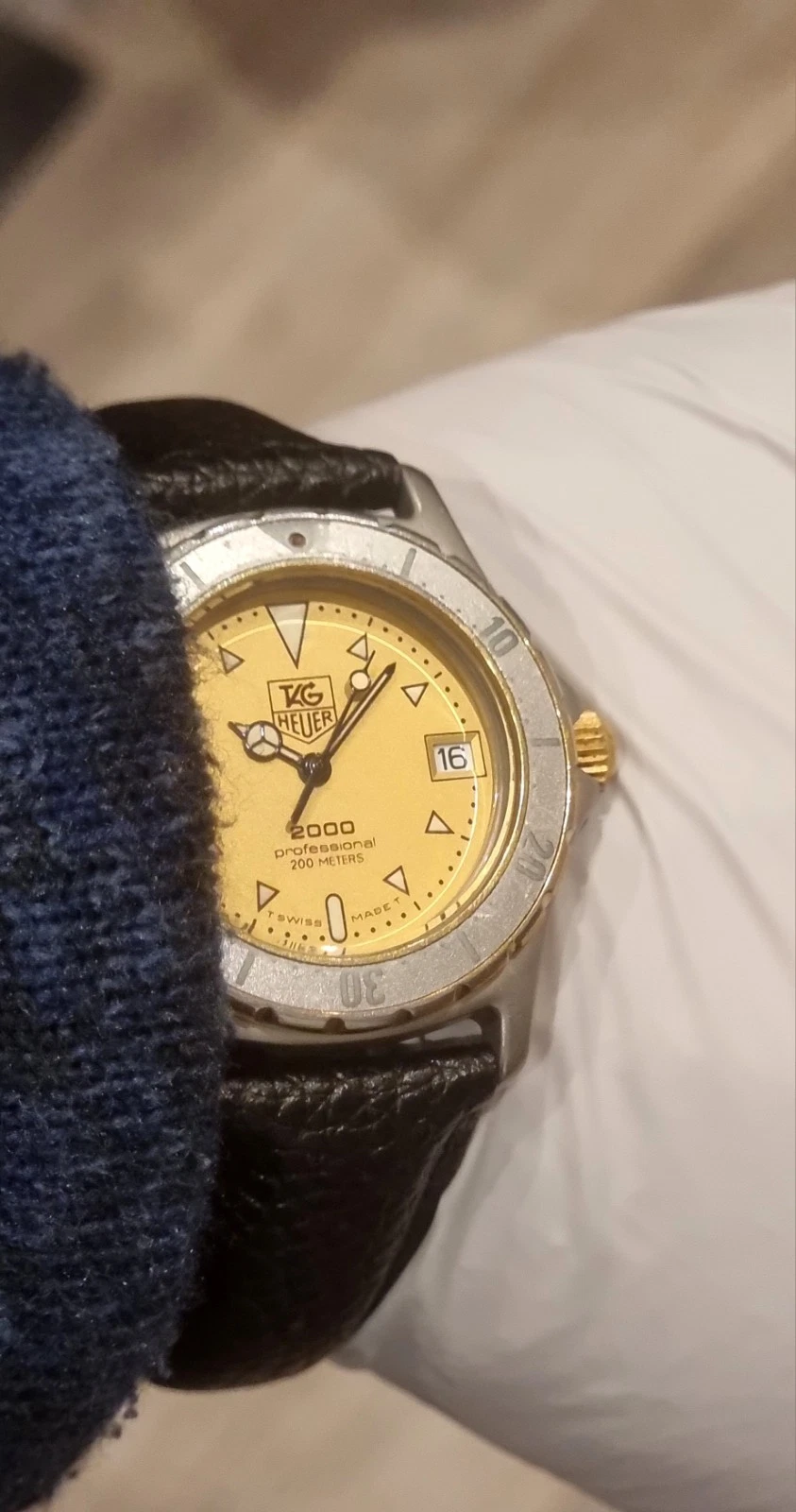 Tag Heuer Mid Size 2000 Mens Watch 2000 Logo Rare Classic FULLY SERVICED