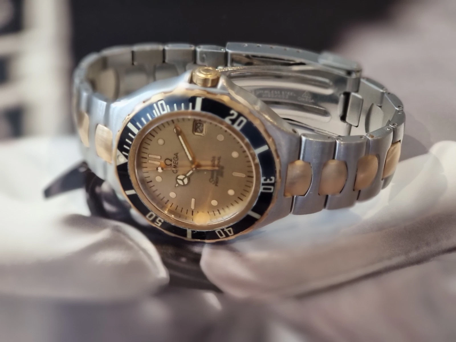 OMEGA Seamaster Pre Bond Watch 396.1042 Professional Diver 200m Gold 18k Plated