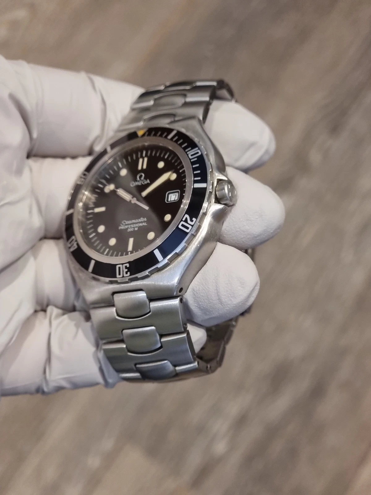 OMEGA Seamaster 200m Pre Bond RARE FULL SIZE NEAR MINT 396.1041 + Box
