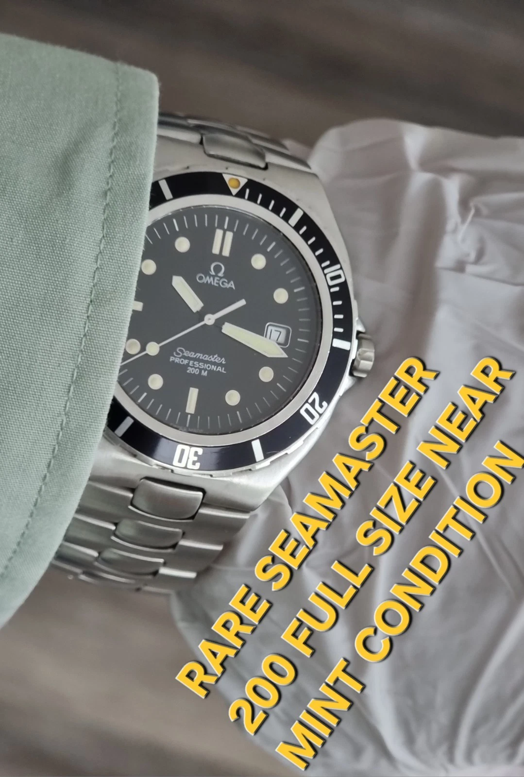 OMEGA Seamaster 200m Pre Bond RARE FULL SIZE NEAR MINT 396.1041 + Box