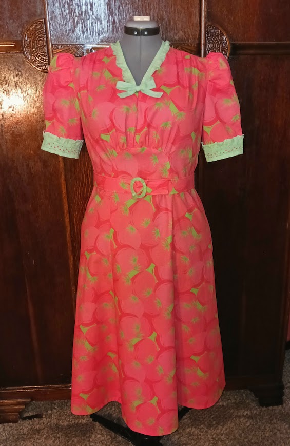 1940s Style V Neck Gathered Bust Dress with Optional Apron Custom Made In Your Size From a Vintage Pattern 1940