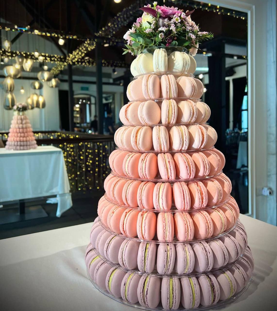 Grand Soirée Macaron Tower