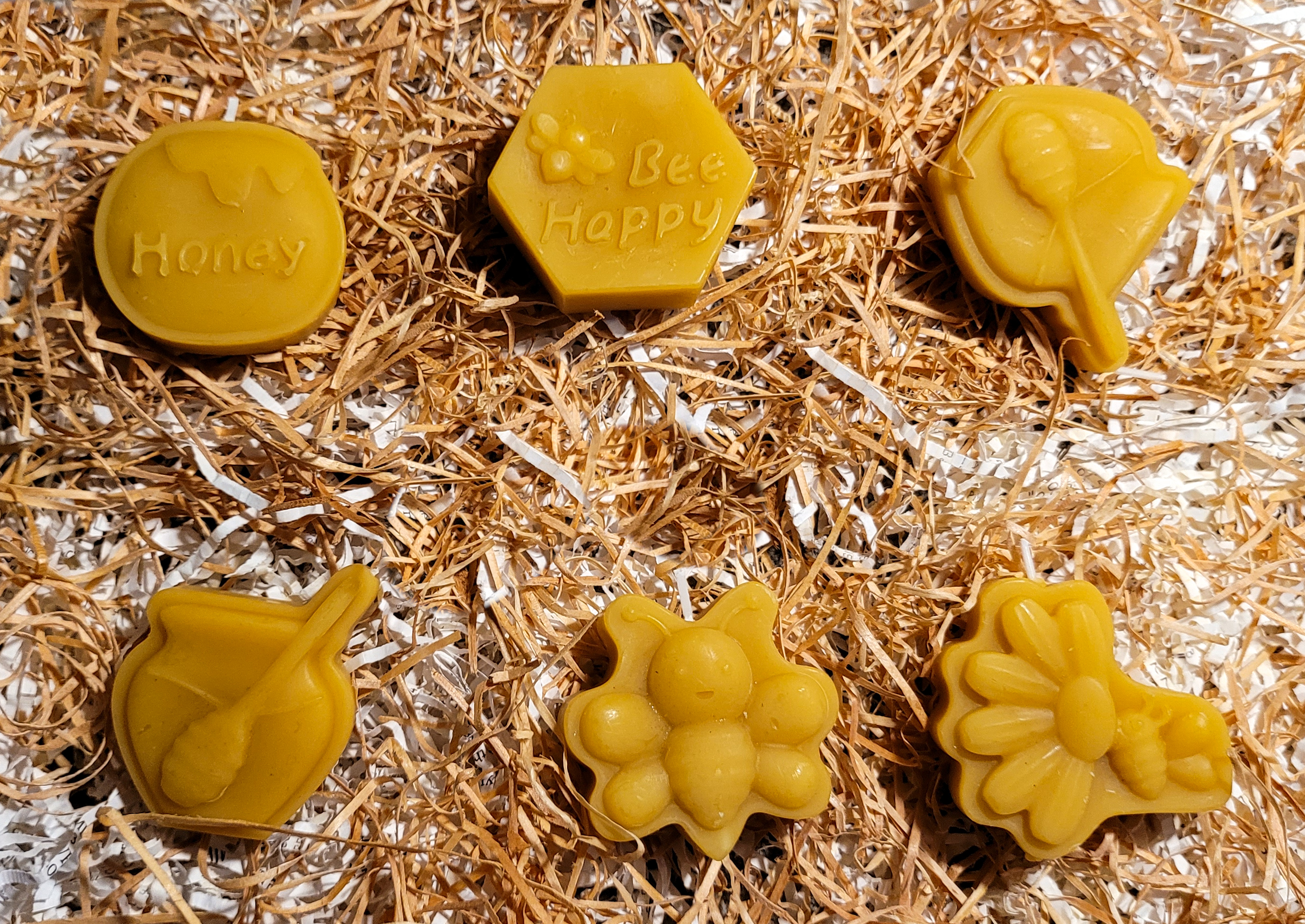 Bee Positive Eco-friendly Manuka Beeswax Candles - Pack of 6