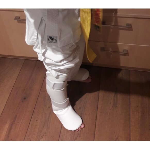 KARATE KOJŲ APSAUGA (TINKA VARŽYBOMS)