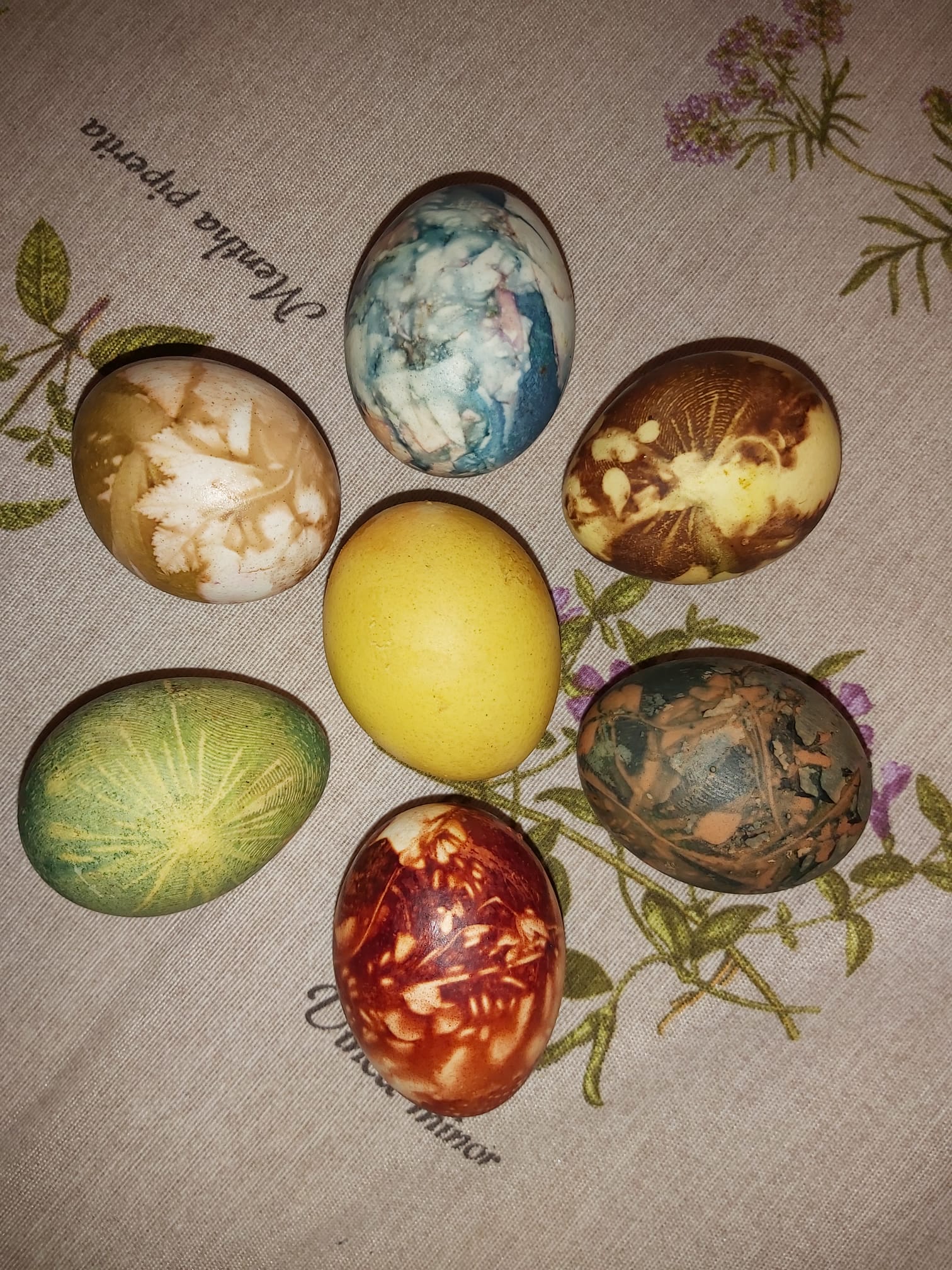 Kleurrijke paaseieren