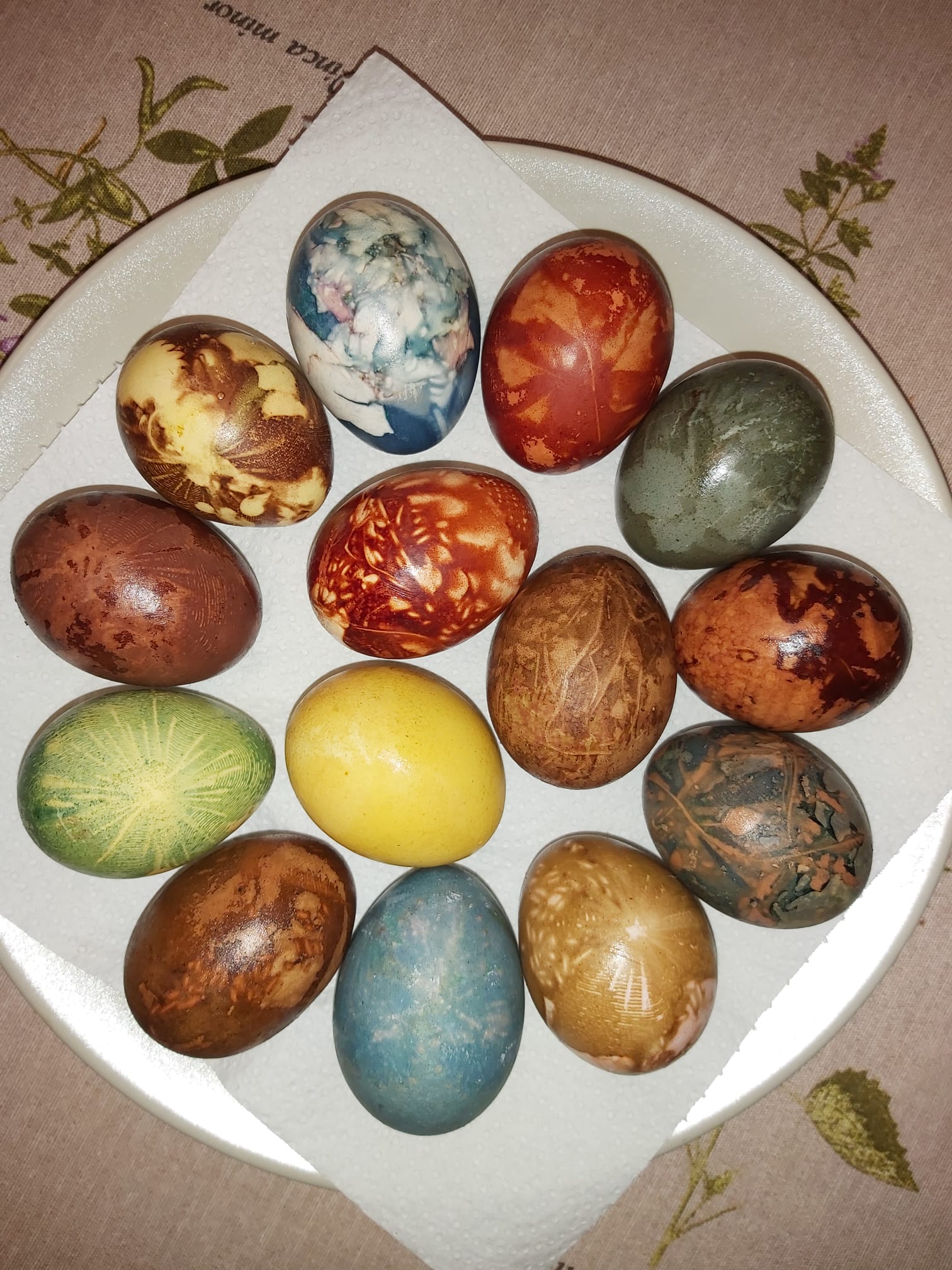 Kleurrijke paaseieren