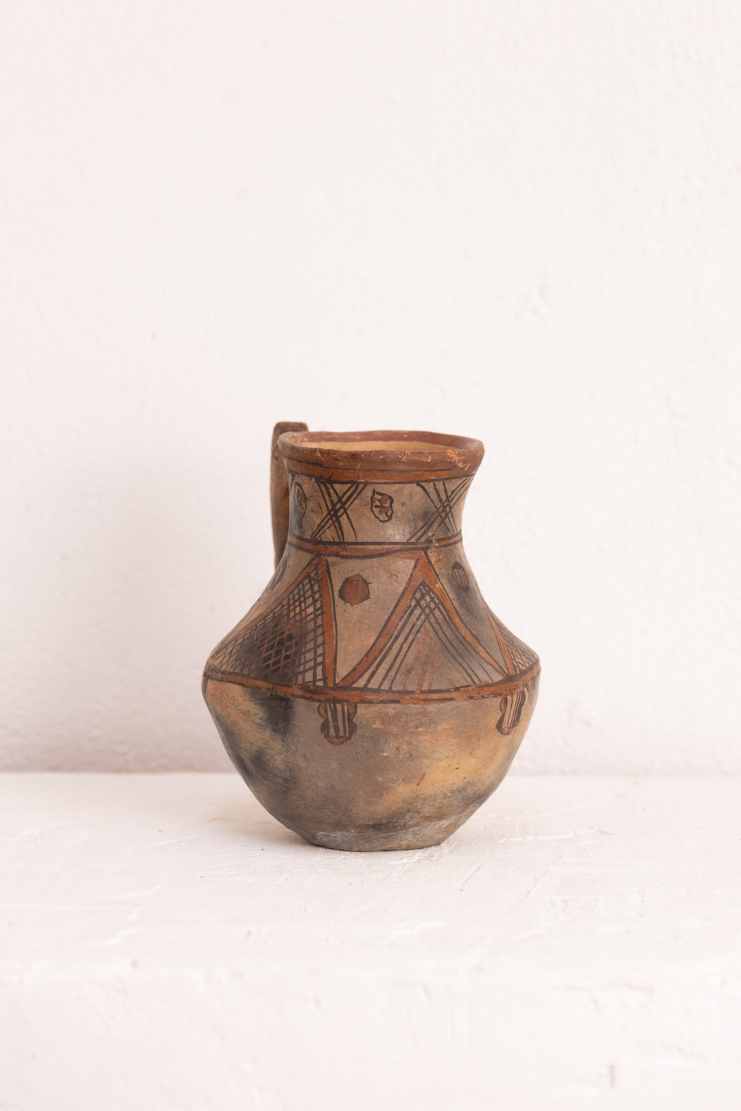 Pichet vintage en terre cuite avec motifs Kabyles - Vintage terracotta pitcher with Kabyle patterns