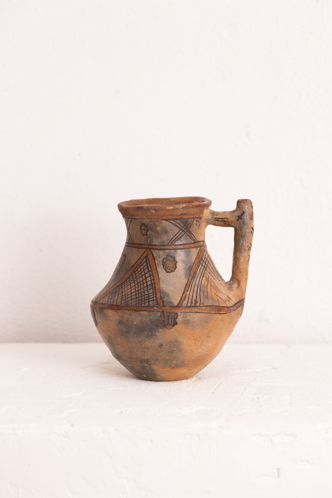 Pichet vintage en terre cuite avec motifs Kabyles - Vintage terracotta pitcher with Kabyle patterns