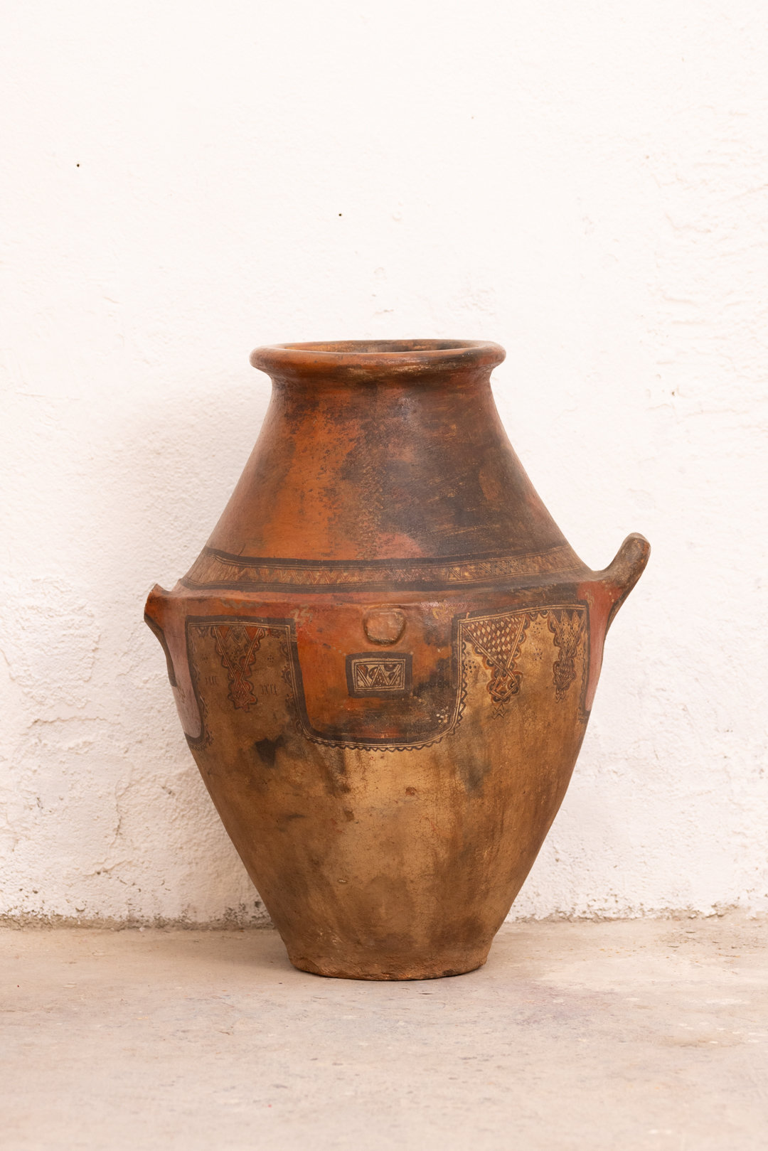 Jarre vintage en terre cuite avec motifs Kabyles - Vintage Terracotta Jar with Kabyle Patterns