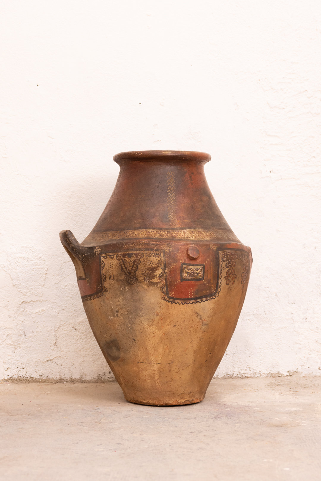 Jarre vintage en terre cuite avec motifs Kabyles - Vintage Terracotta Jar with Kabyle Patterns