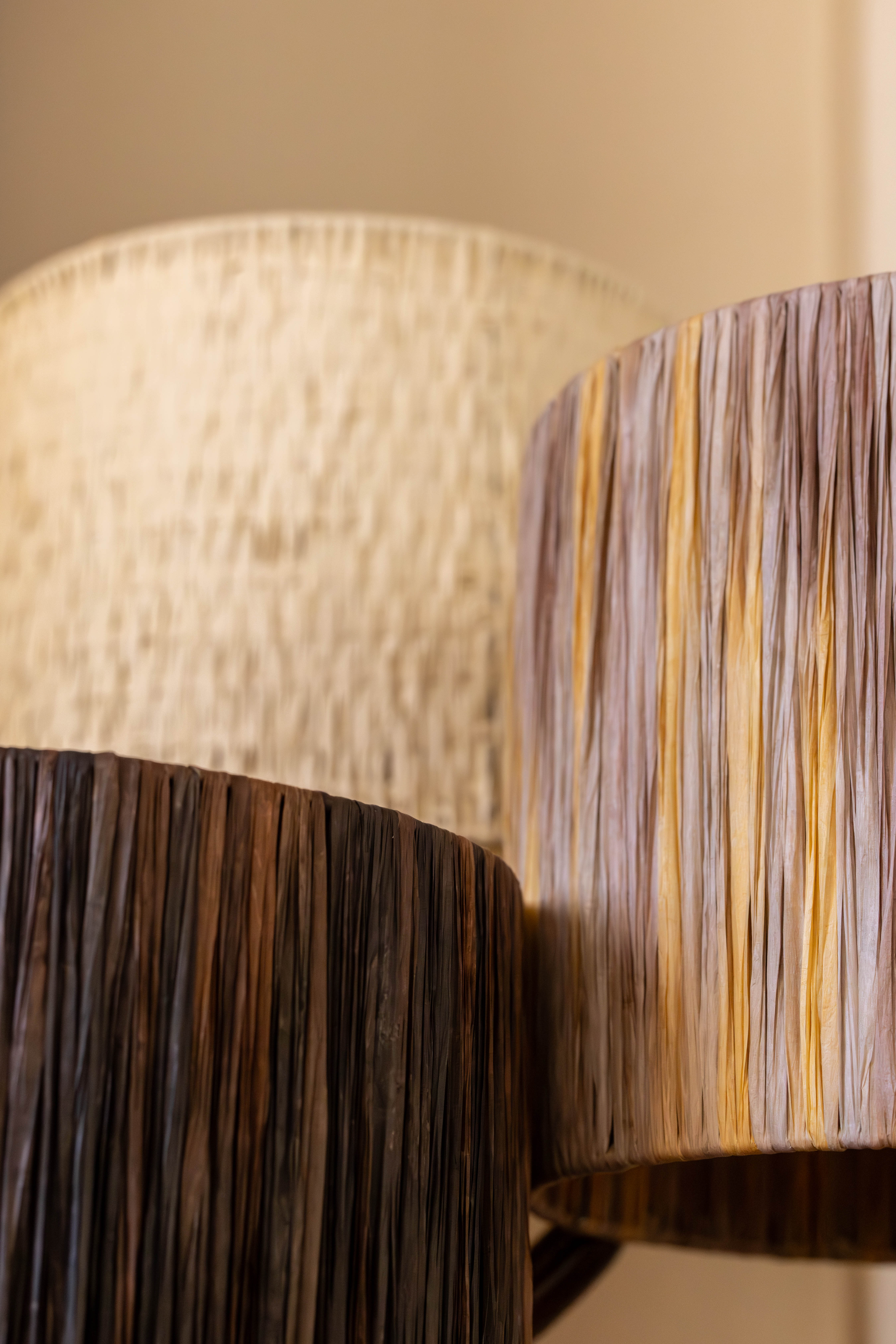 Lampe en bois de hêtre et raphia - Beechwood and Raffia Lamp