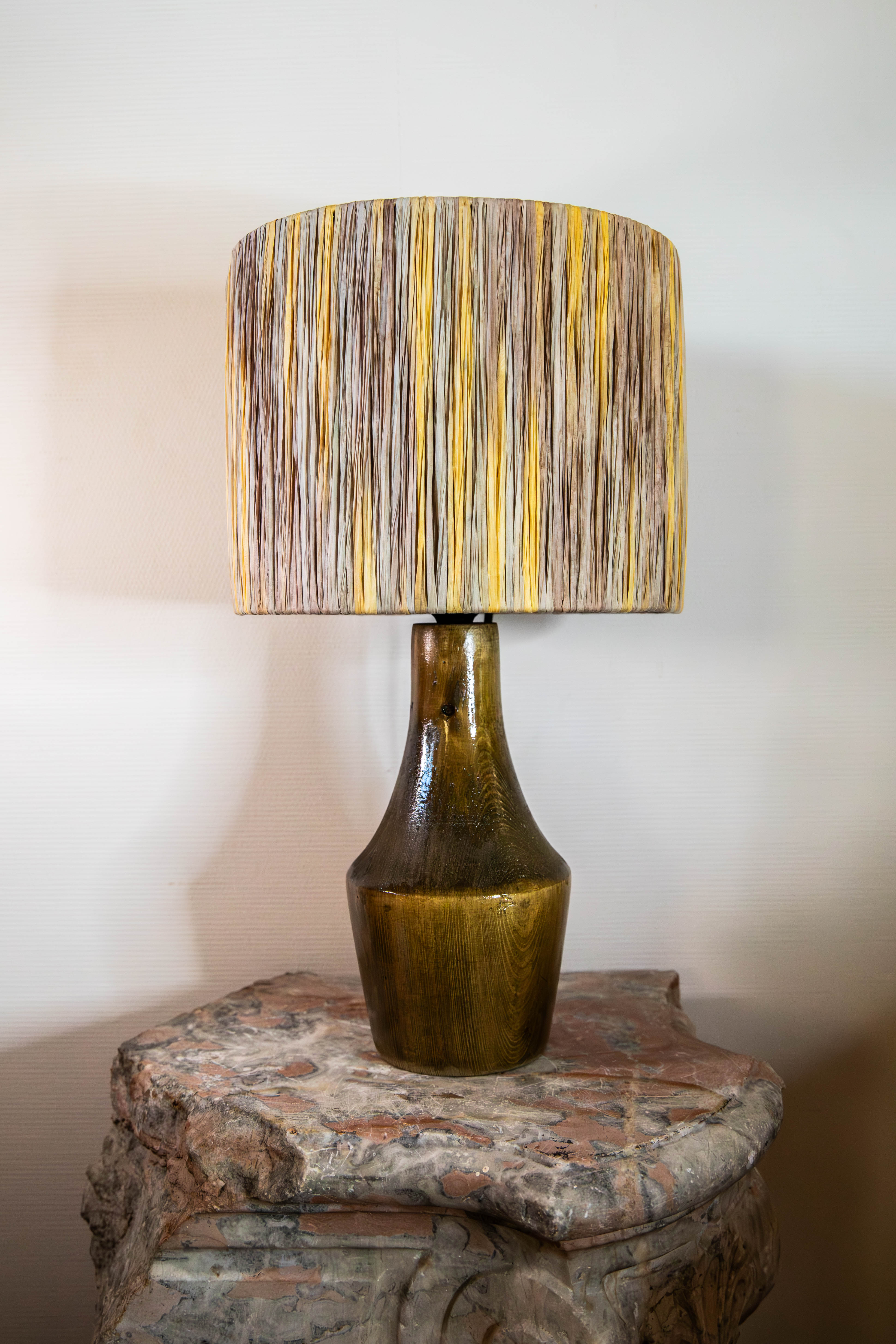 Lampe en bois de hêtre et raphia - Beechwood and Raffia Lamp