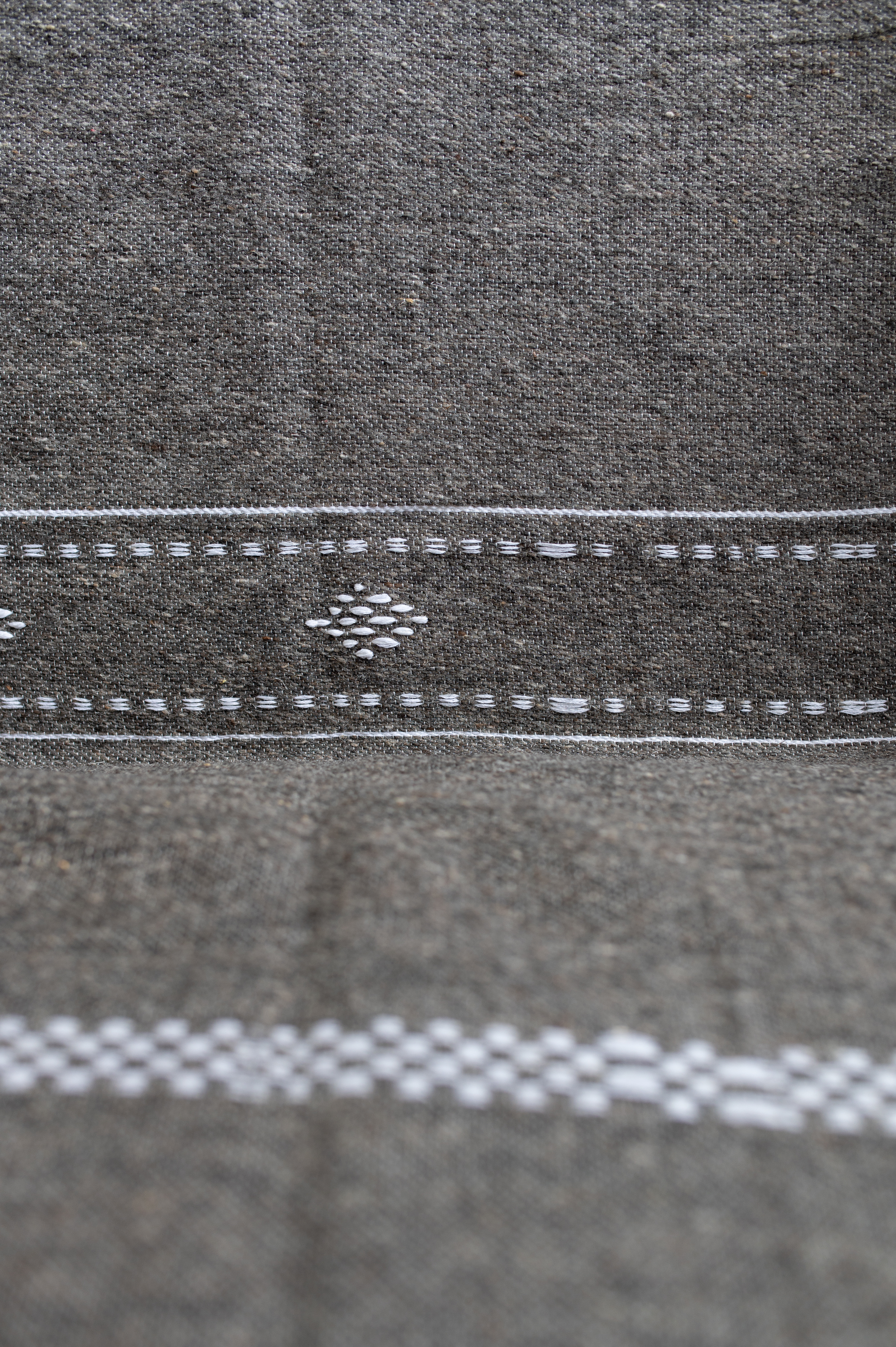 Plaid de Tlemcen 230 X 130 – 100% Laine, Tissé à la Main