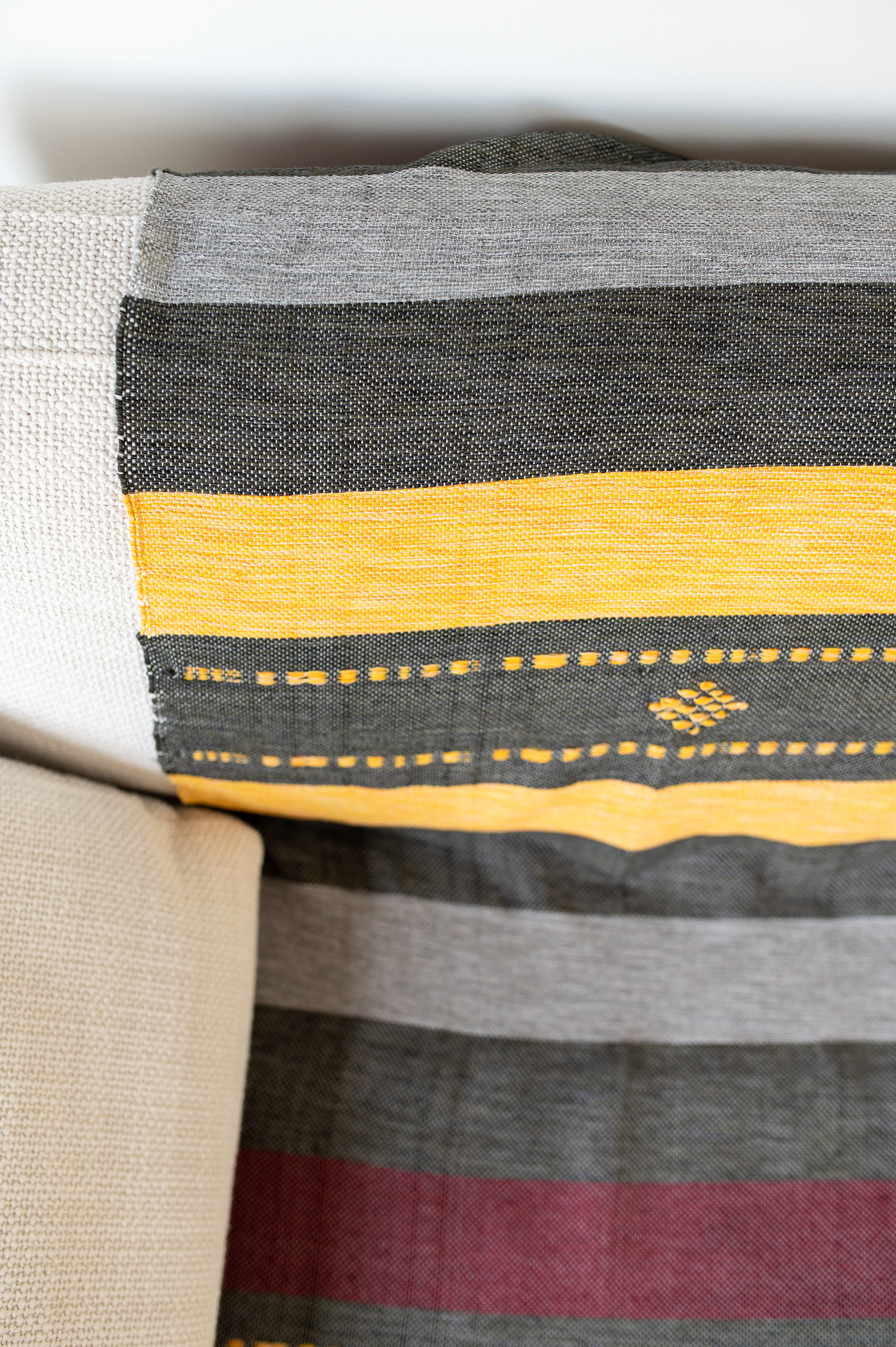 Plaid de Tlemcen 230 X 130 – 100% Laine, Tissé à la Main