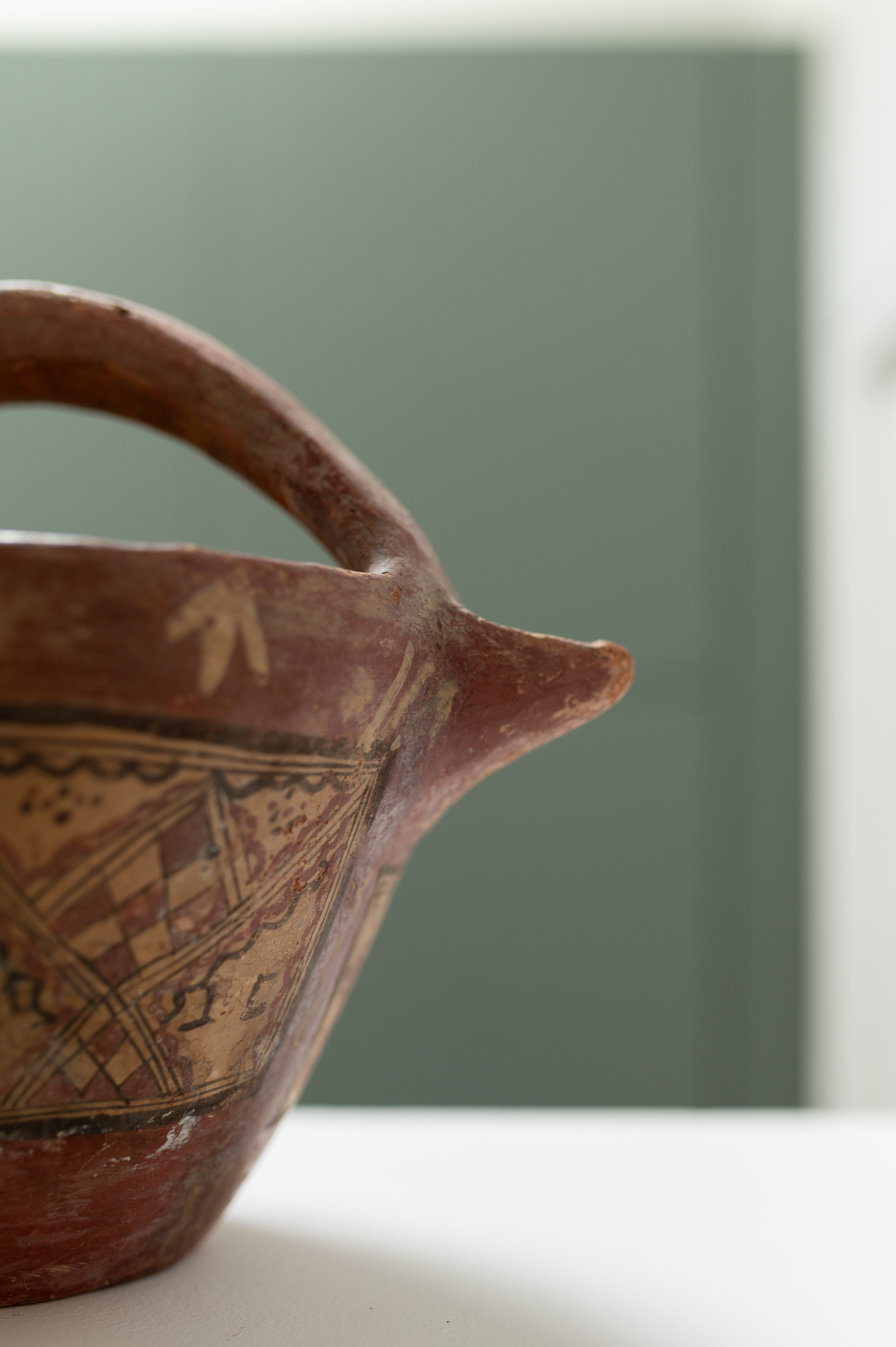 Pot à lait vintage en terre cuite avec motifs Kabyles - Vintage terracotta milk jug with kabyles patterns