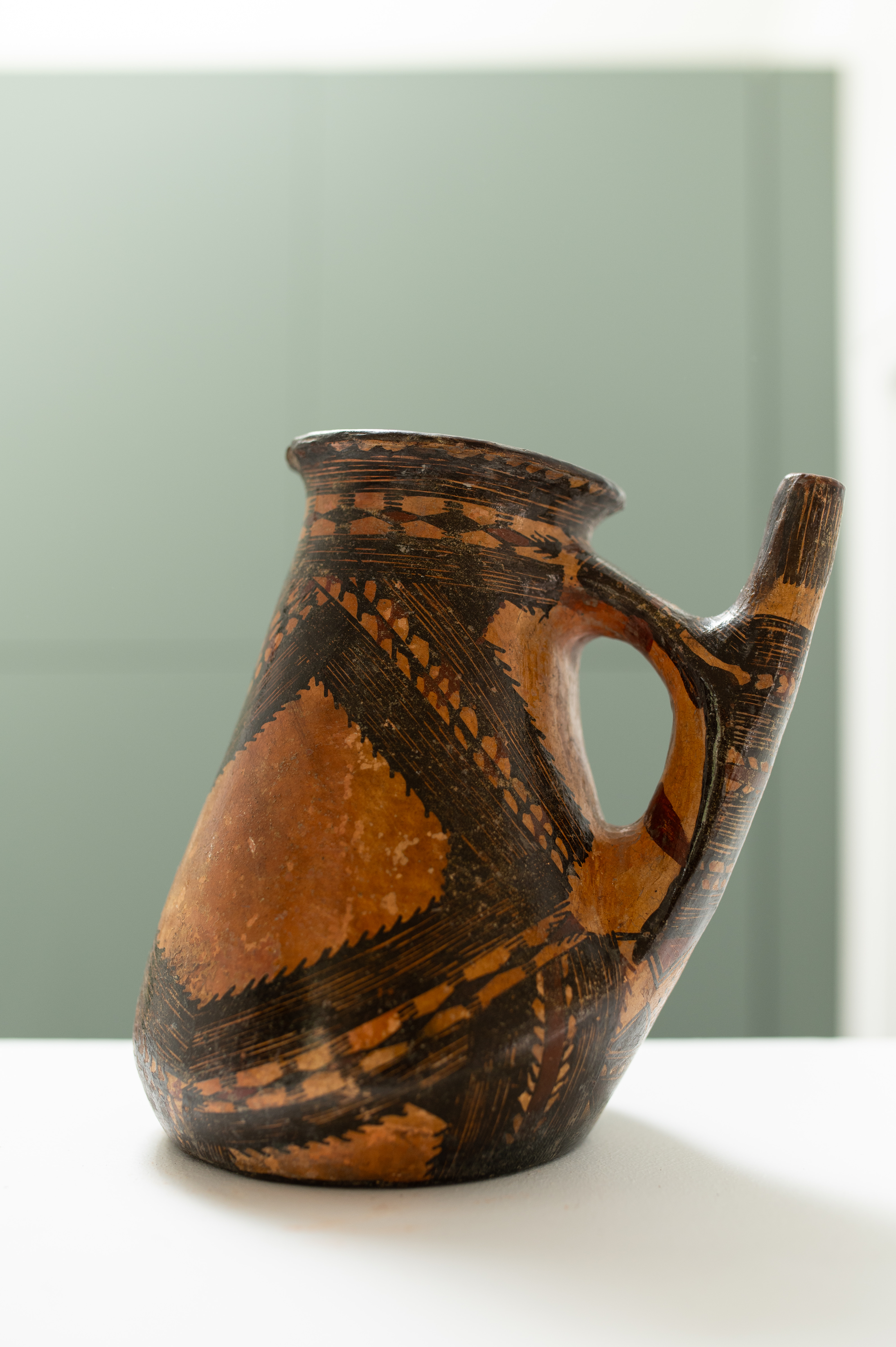 Pichet vintage en terre cuite avec motifs Kabyles - Vintage terracotta pitcher with Kabyle patterns