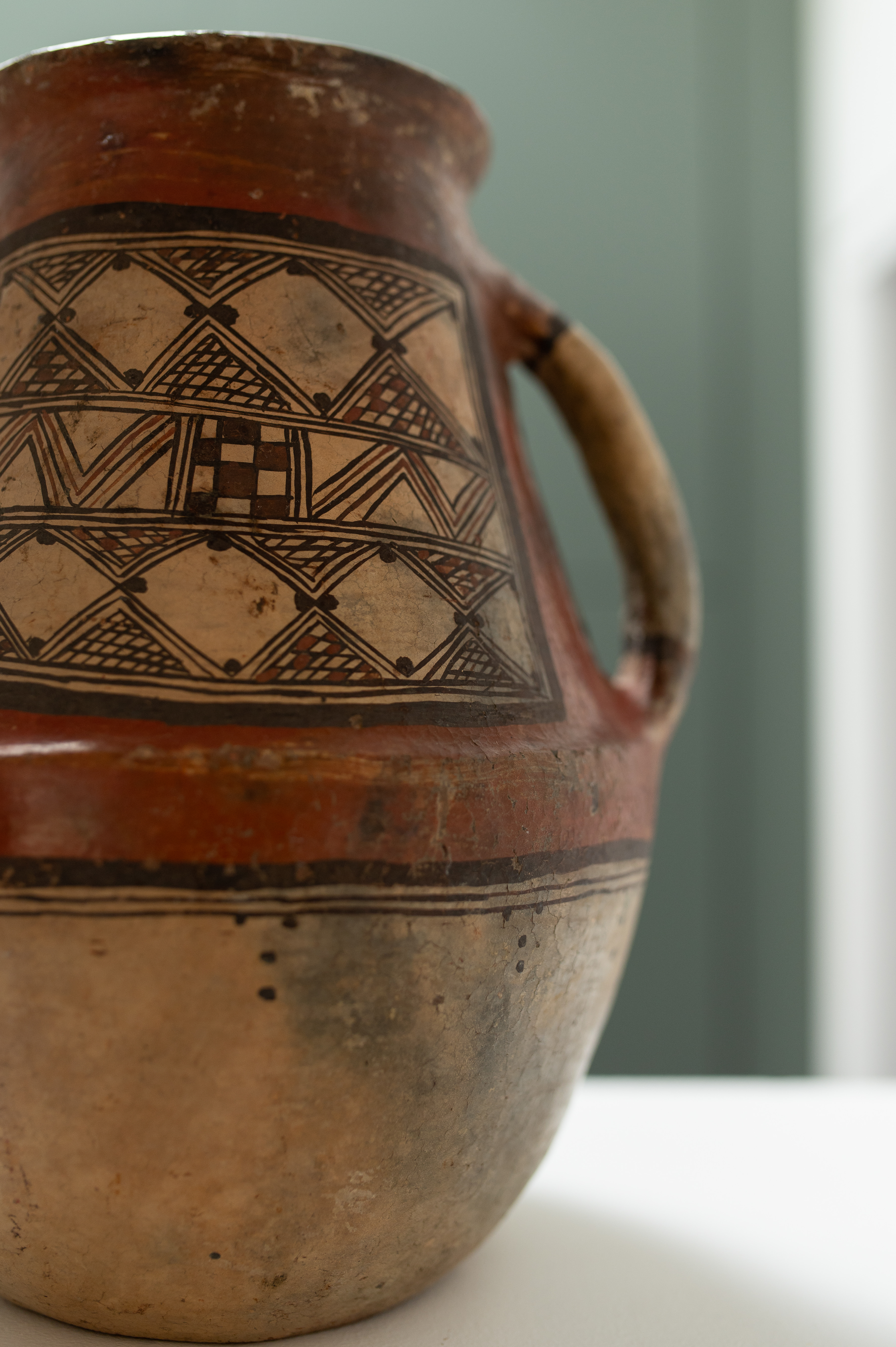 Jarre vintage en terre cuite avec motifs Kabyles - Terracotta Vintage Jar with Kabyle Patterns