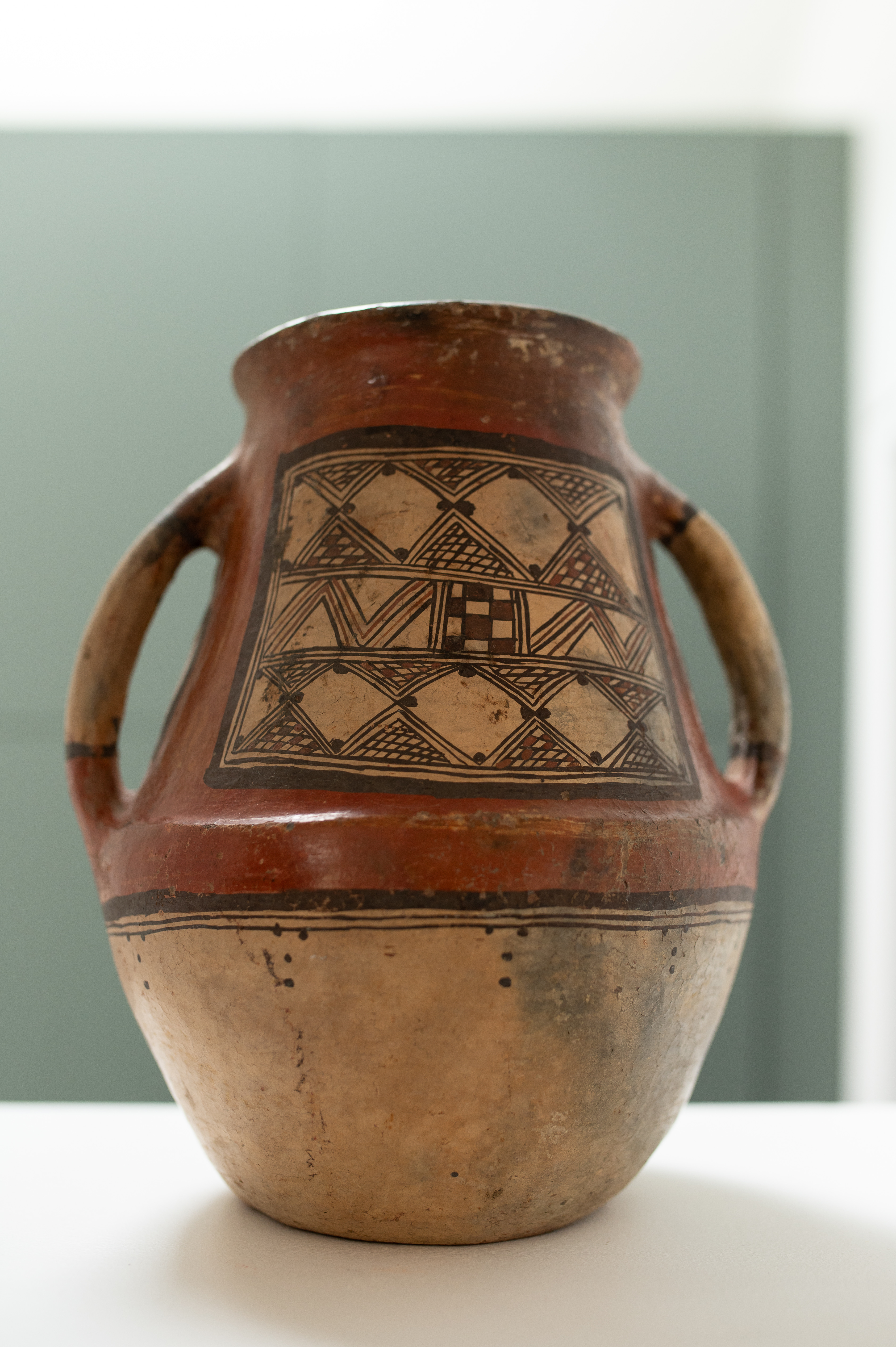 Jarre vintage en terre cuite avec motifs Kabyles - Terracotta Vintage Jar with Kabyle Patterns