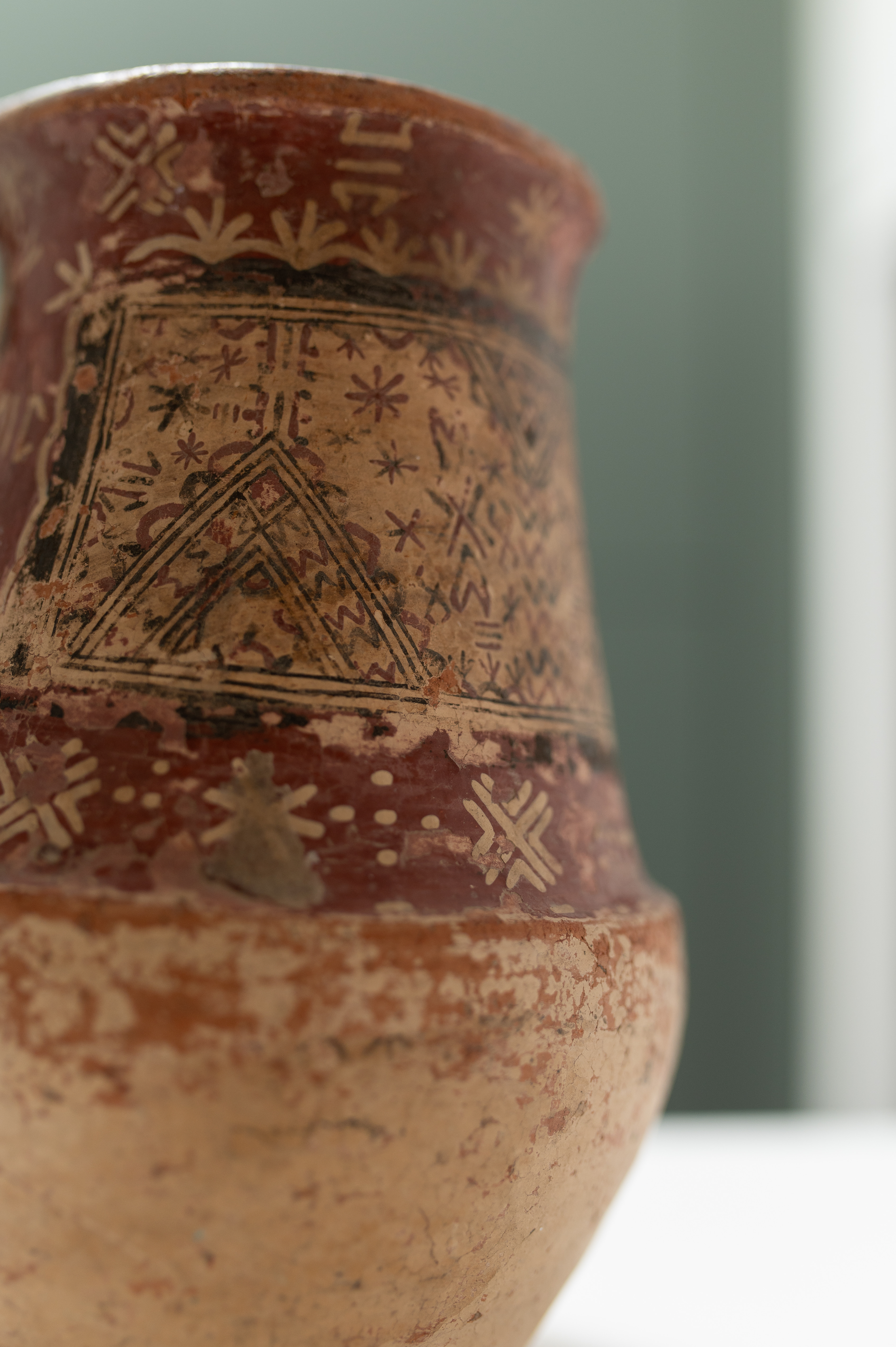 Pichet vintage en terre cuite avec motifs Kabyles - Vintage terracotta pitcher with Kabyle patterns