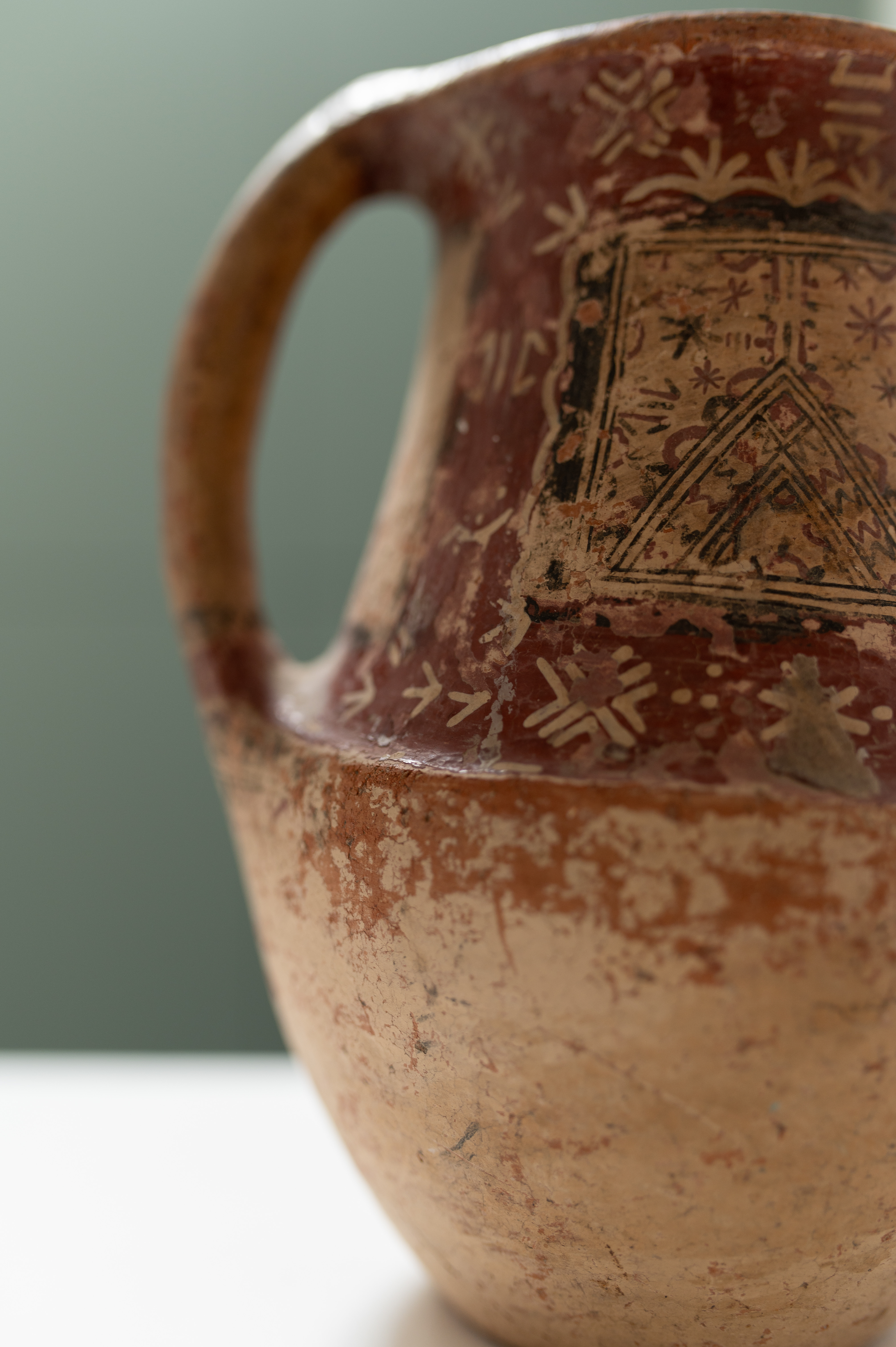 Pichet vintage en terre cuite avec motifs Kabyles - Vintage terracotta pitcher with Kabyle patterns