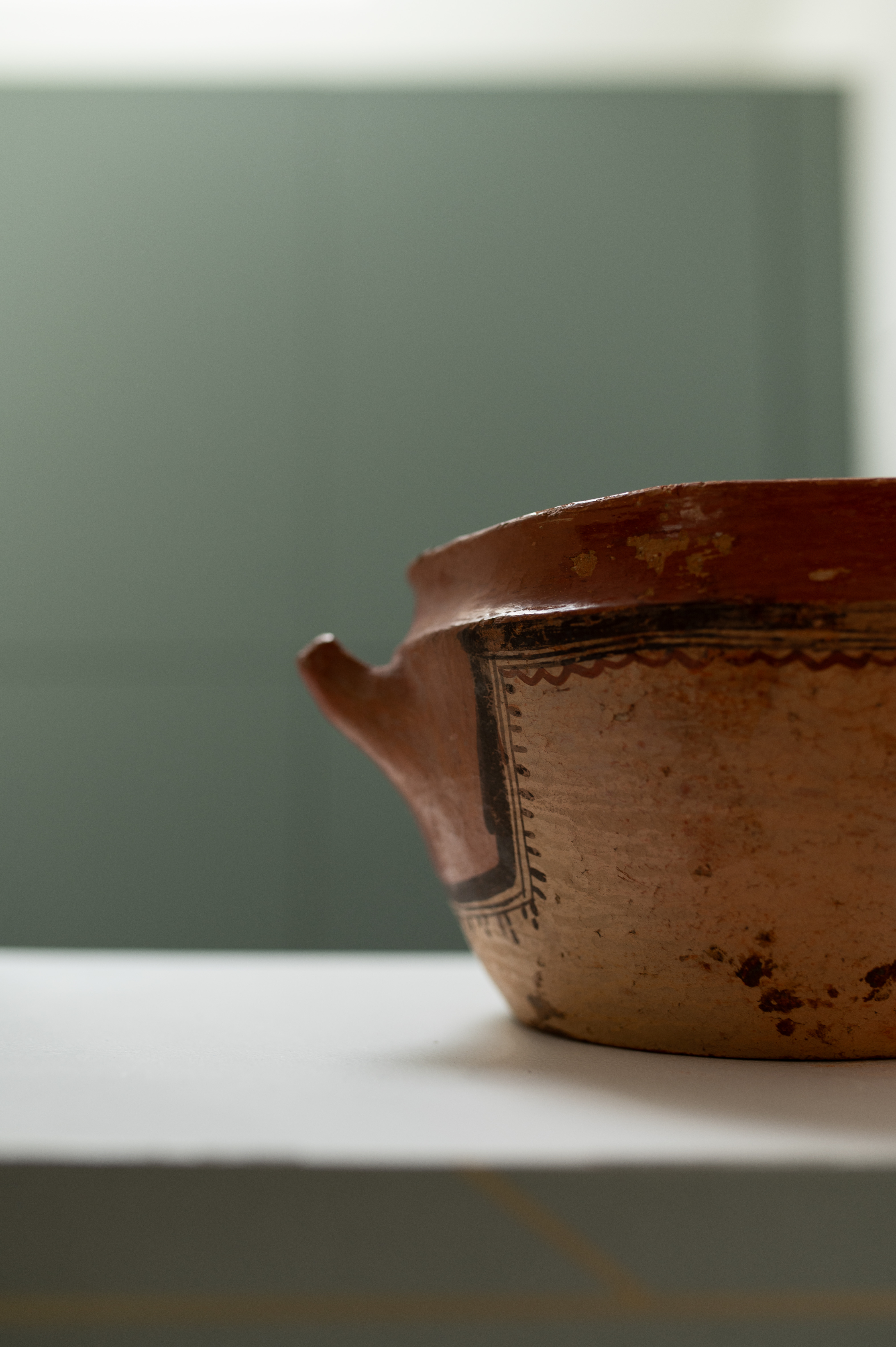 Jarre vintage en terre cuite avec motifs Kabyles - Terracotta Vintage Jar with Kabyle Patterns
