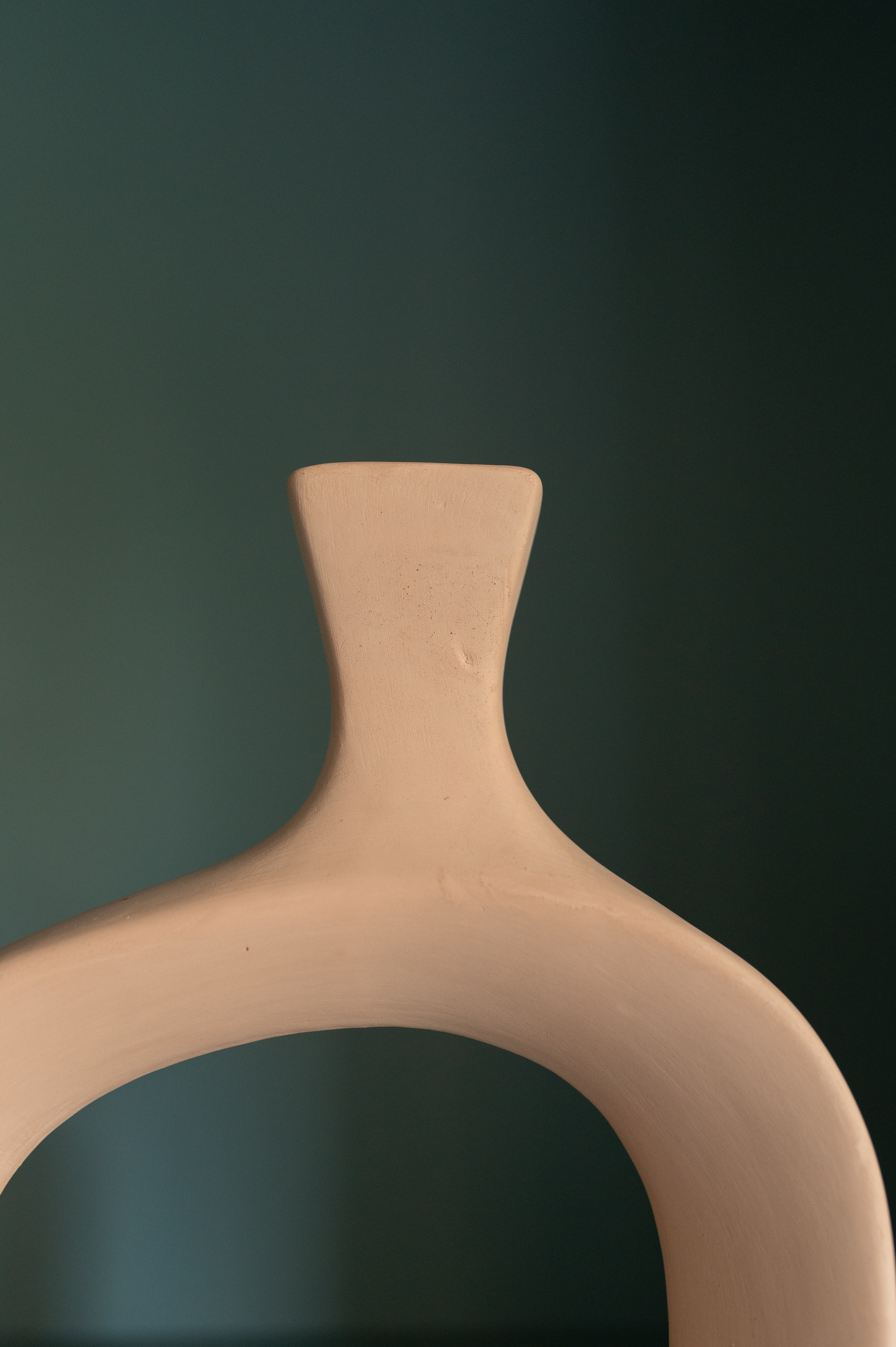 Vase en céramique moderne