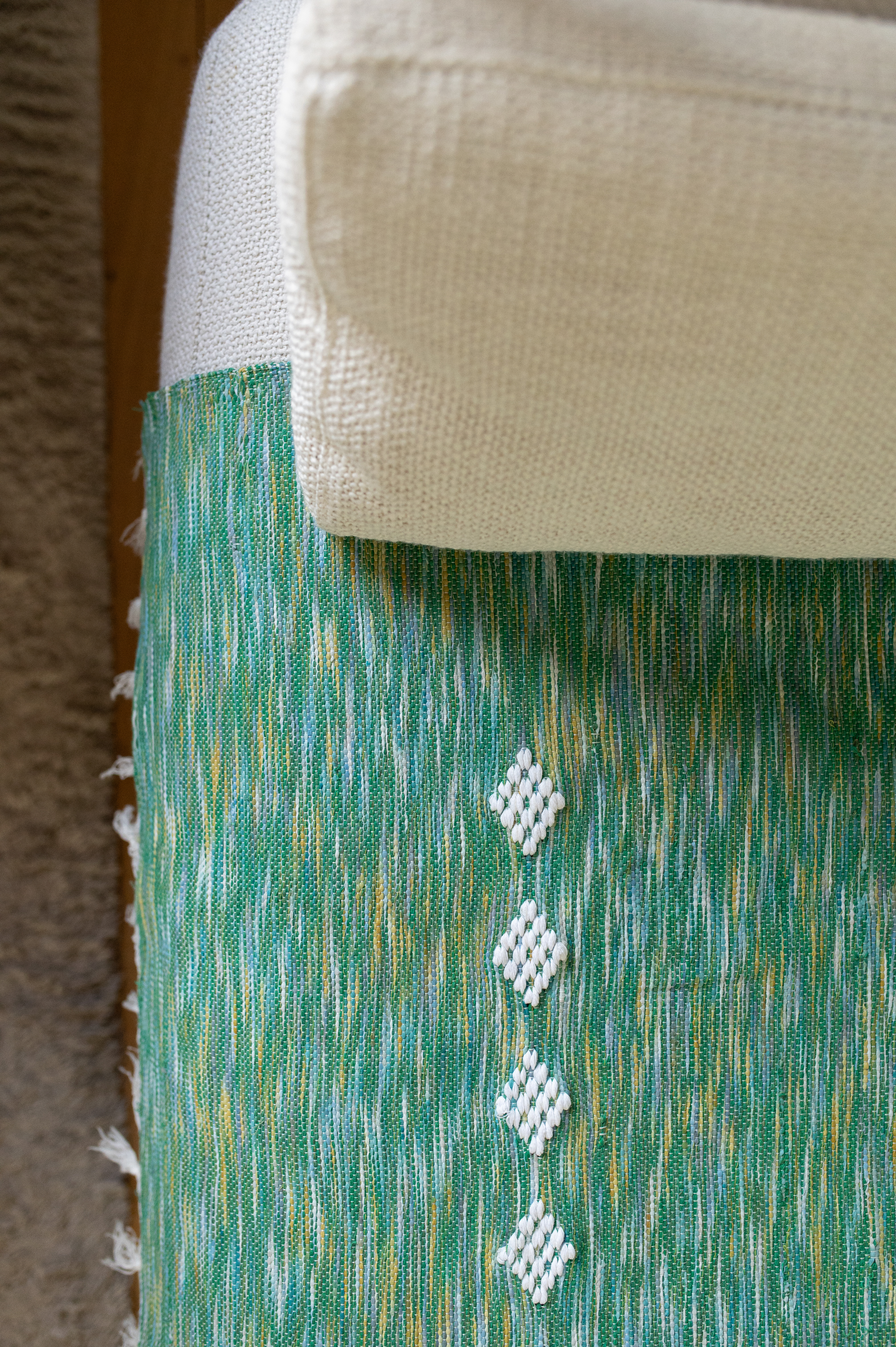 Plaid de Tlemcen 75 X 130 – 100% Laine, Tissé à la Main