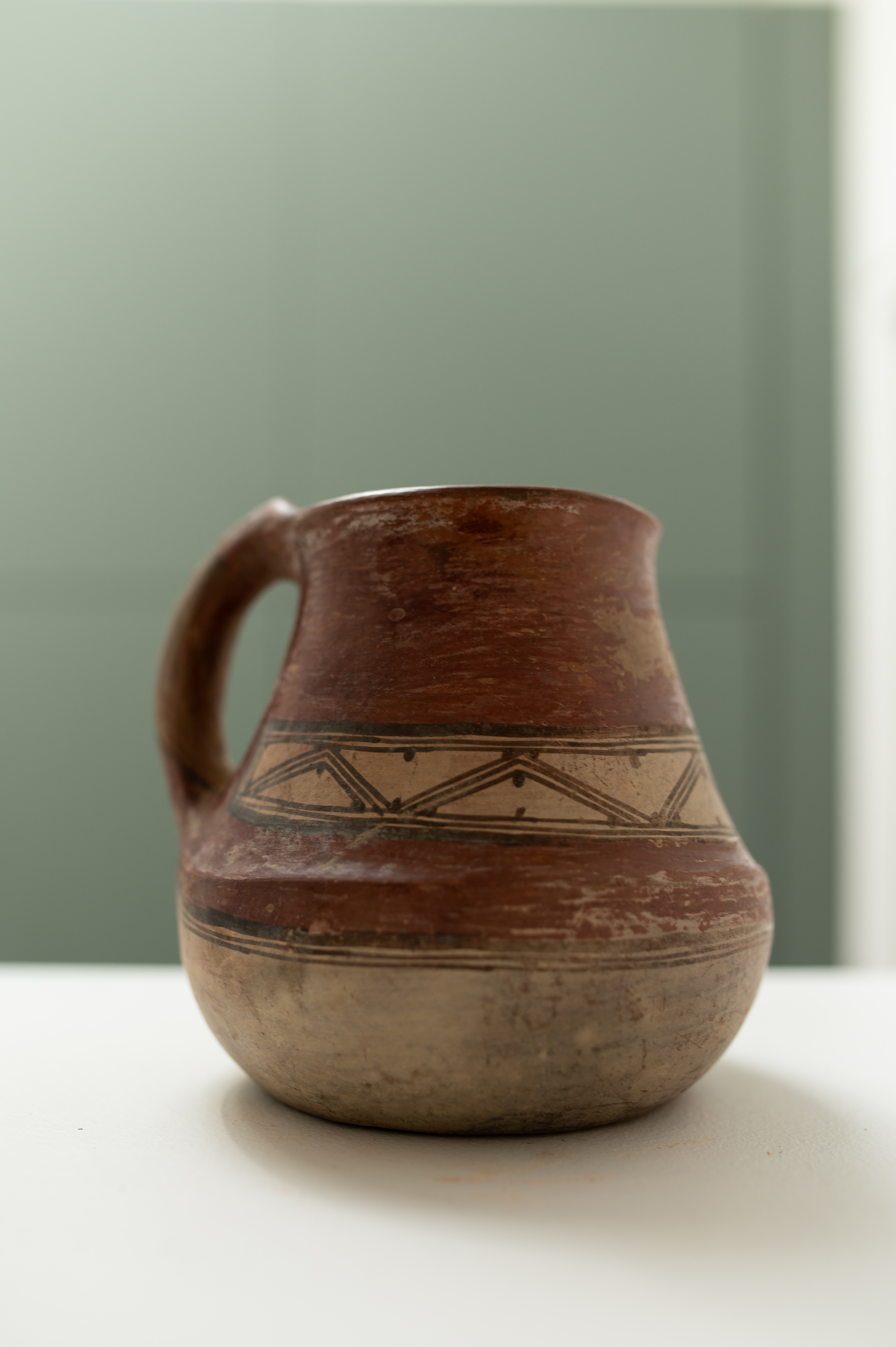 Pichet vintage en terre cuite avec motifs Kabyles - Vintage terracotta pitcher with Kabyle patterns
