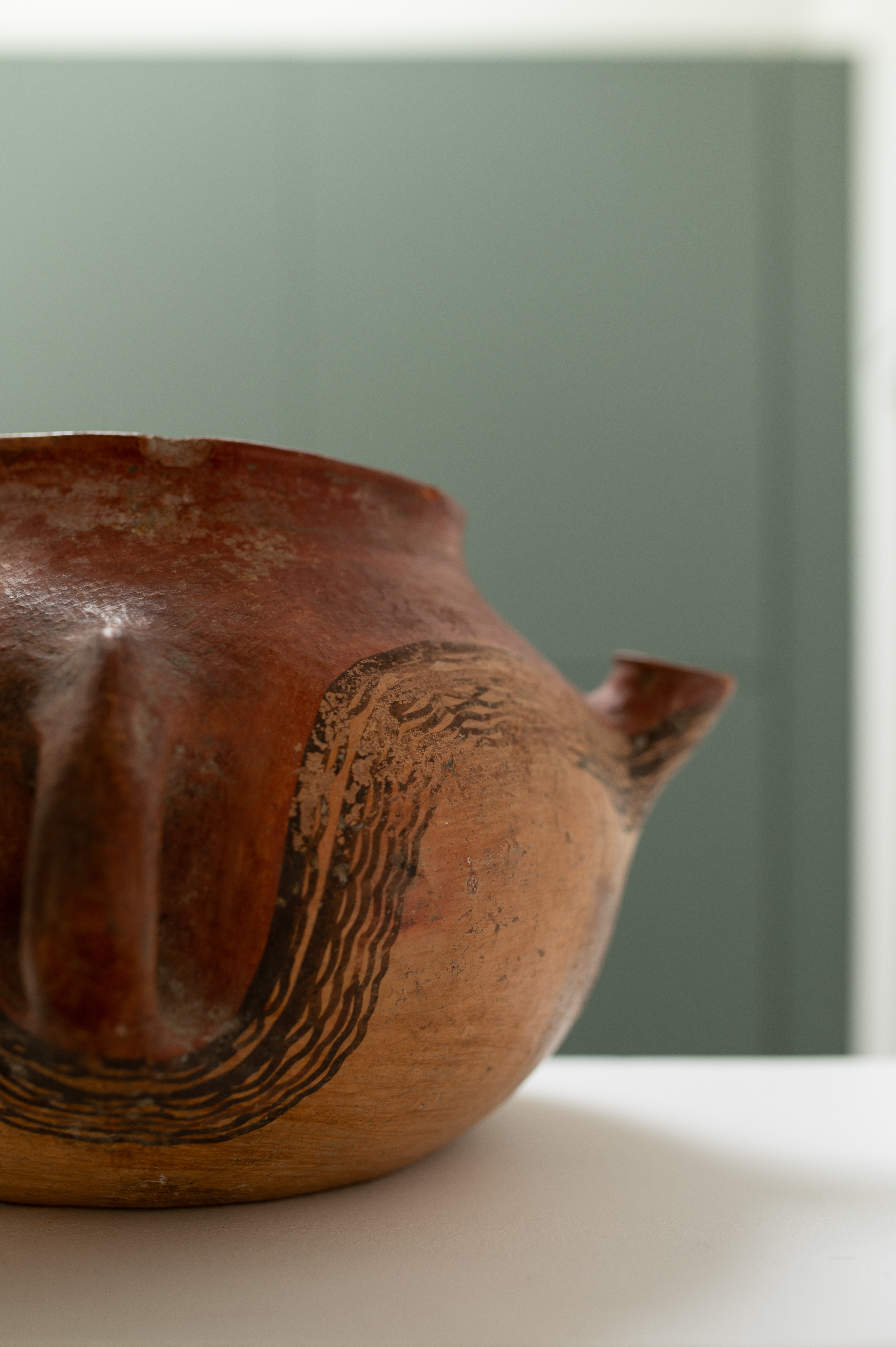 Pichet vintage en terre cuite avec motifs Kabyles - Vintage terracotta pitcher with Kabyle patterns