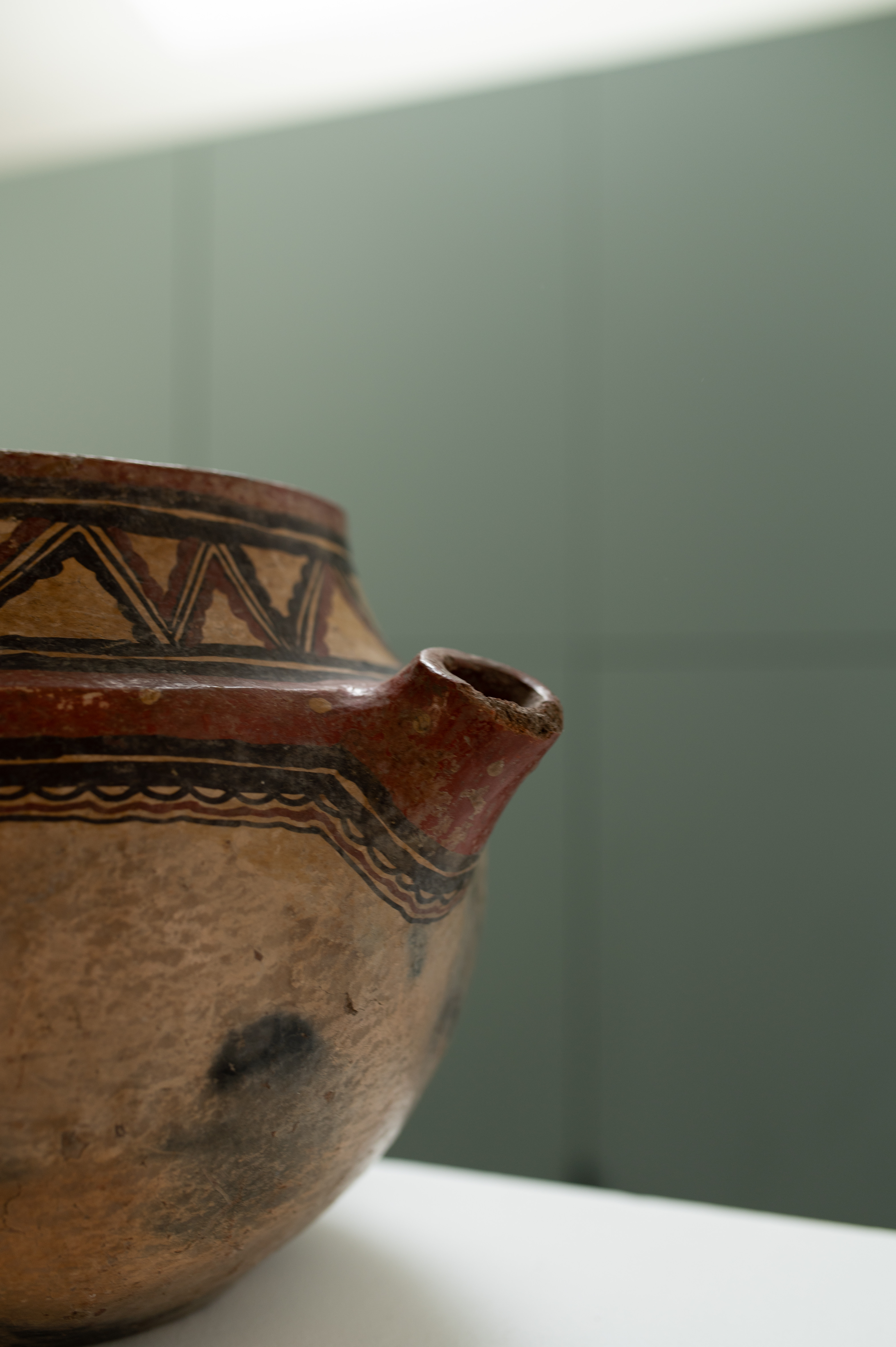 Pichet vintage en terre cuite avec motifs Kabyles - Vintage terracotta pitcher with Kabyle patterns