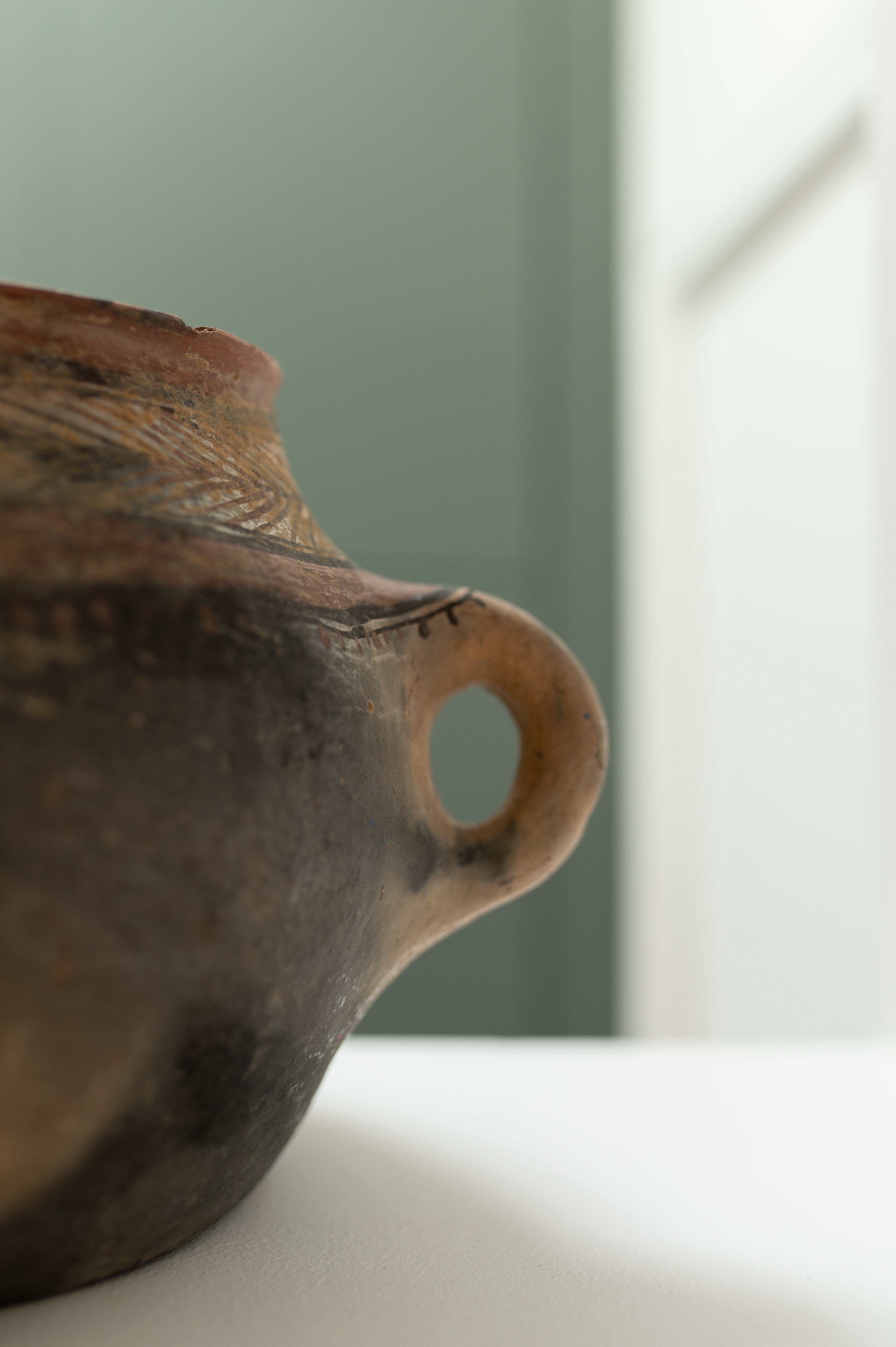 Pichet vintage en terre cuite avec motifs Kabyles - Vintage terracotta pitcher with Kabyle patterns