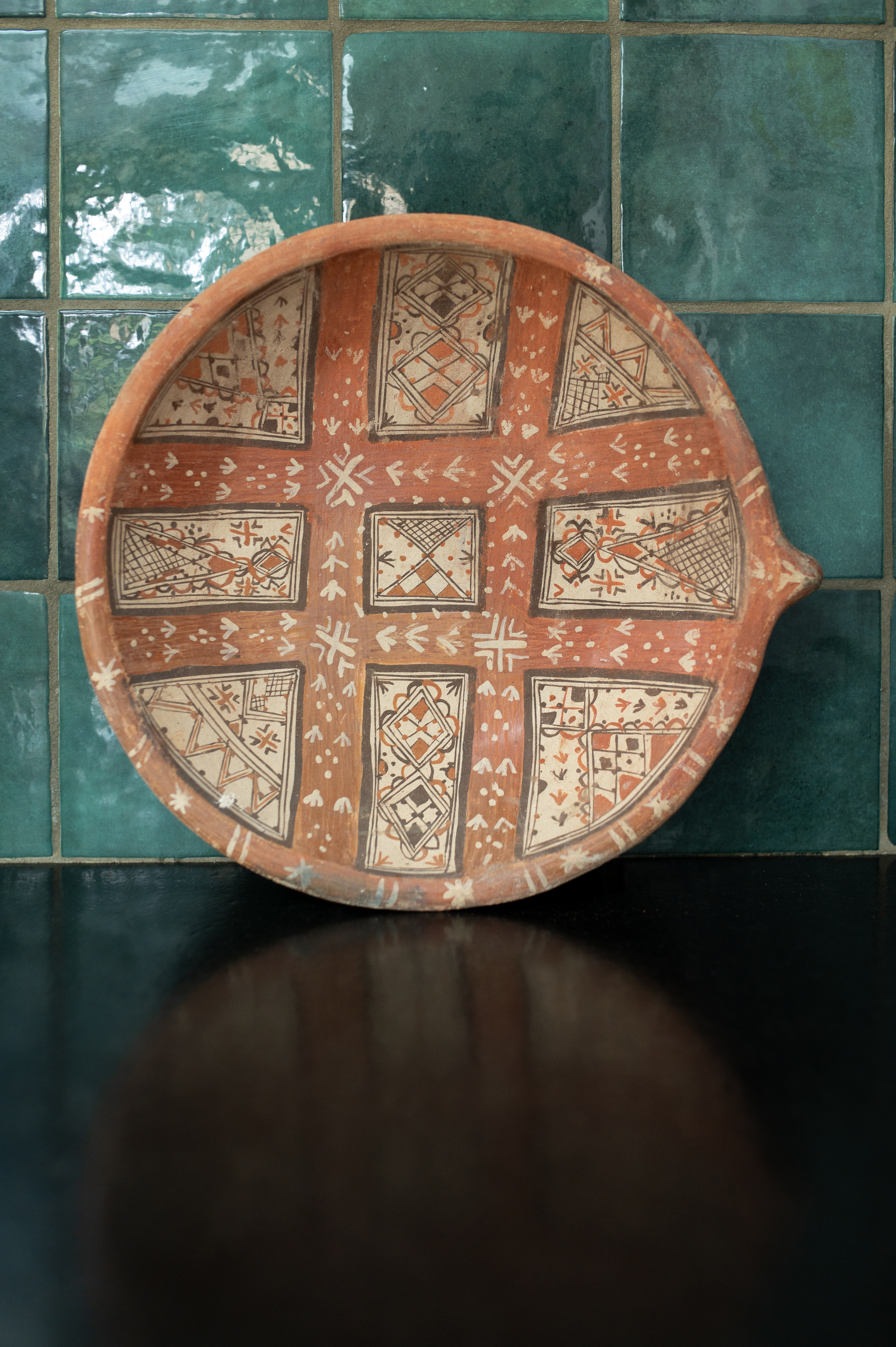 Plat vintage en terre cuite avec motifs Kabyles - Vintage terracotta dish with Kabyle patterns
