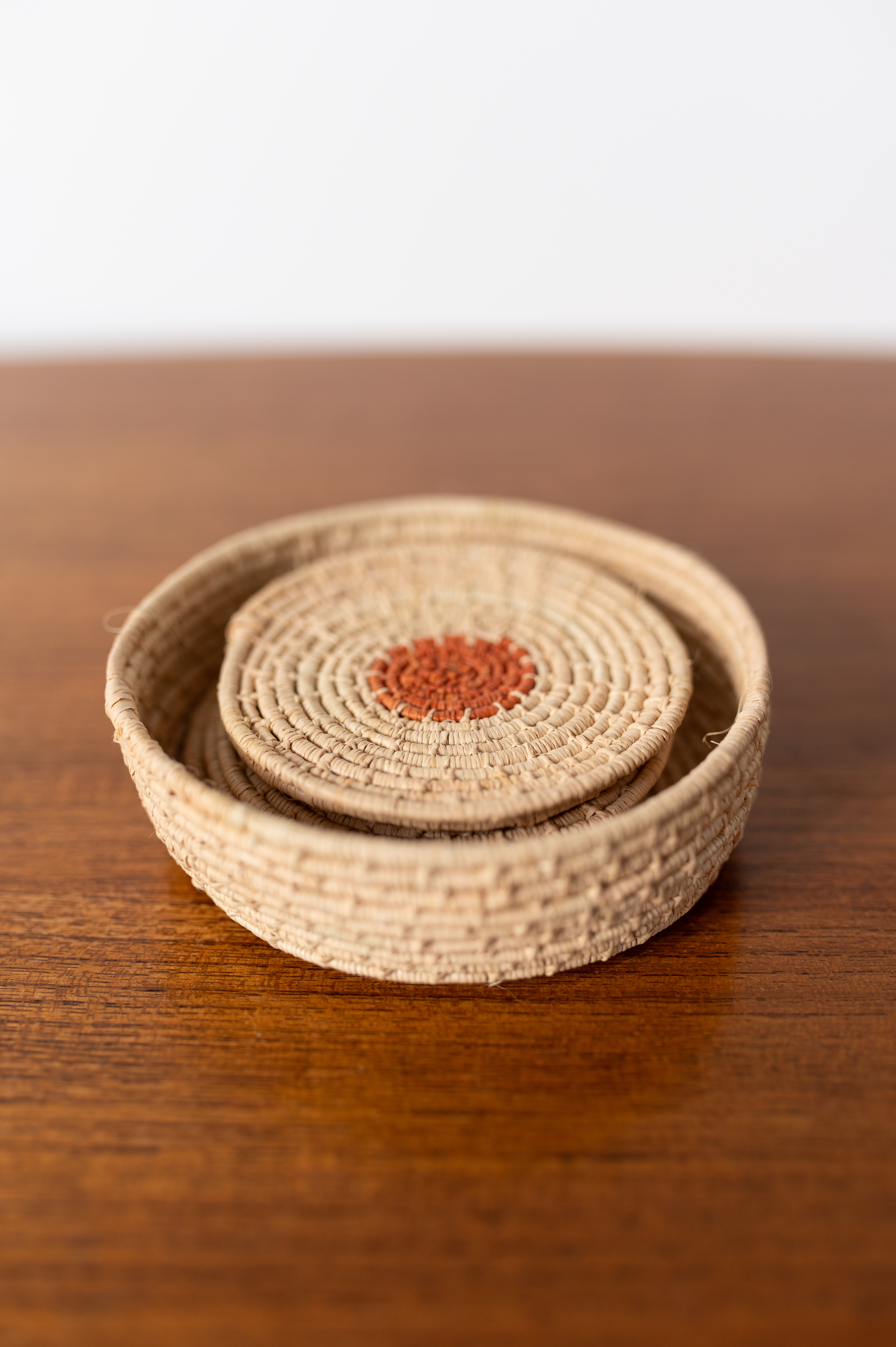 Ensemble de dessous de verres de vannerie fine - Set of fine wicker coasters