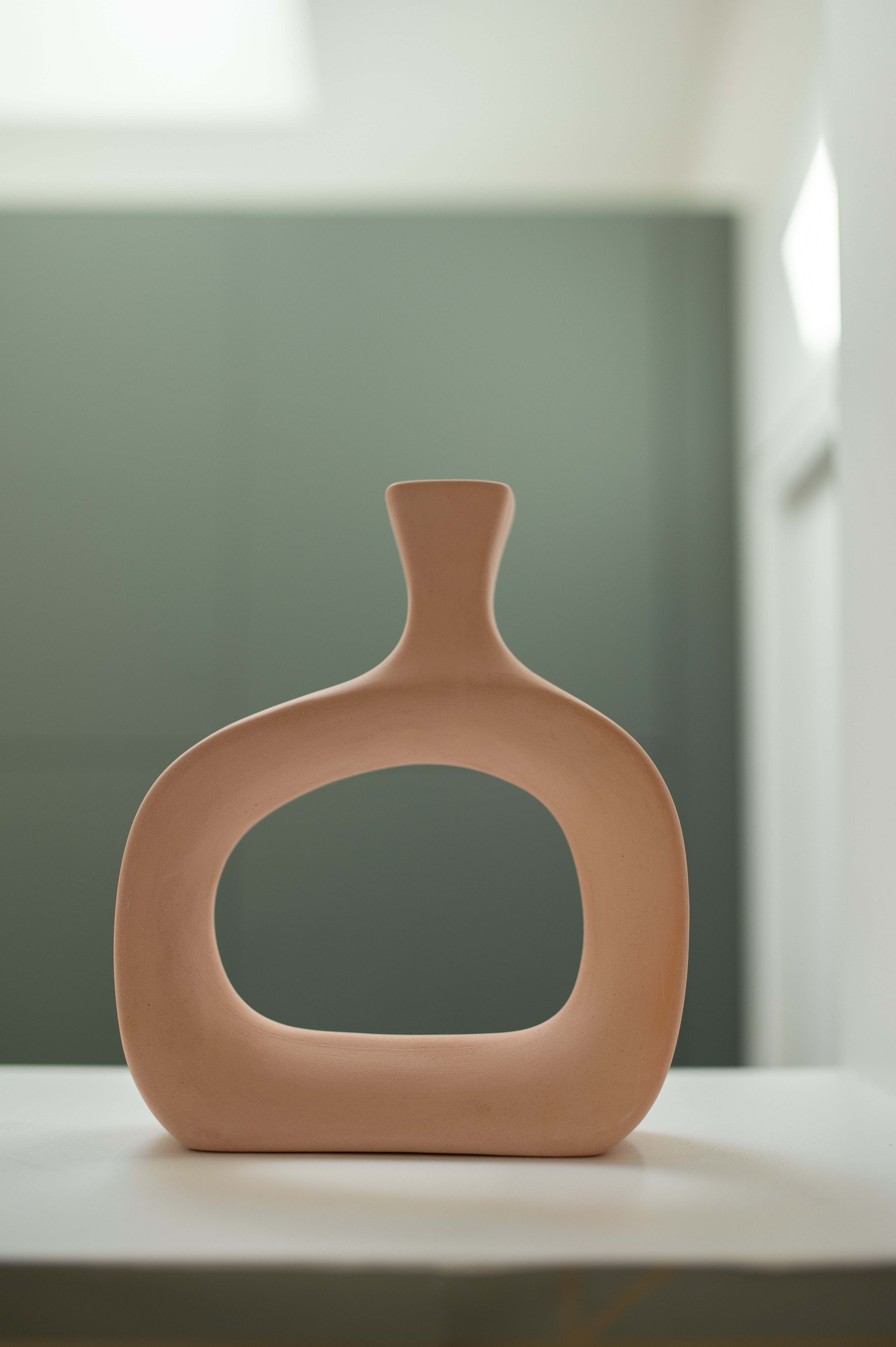Vase en céramique moderne