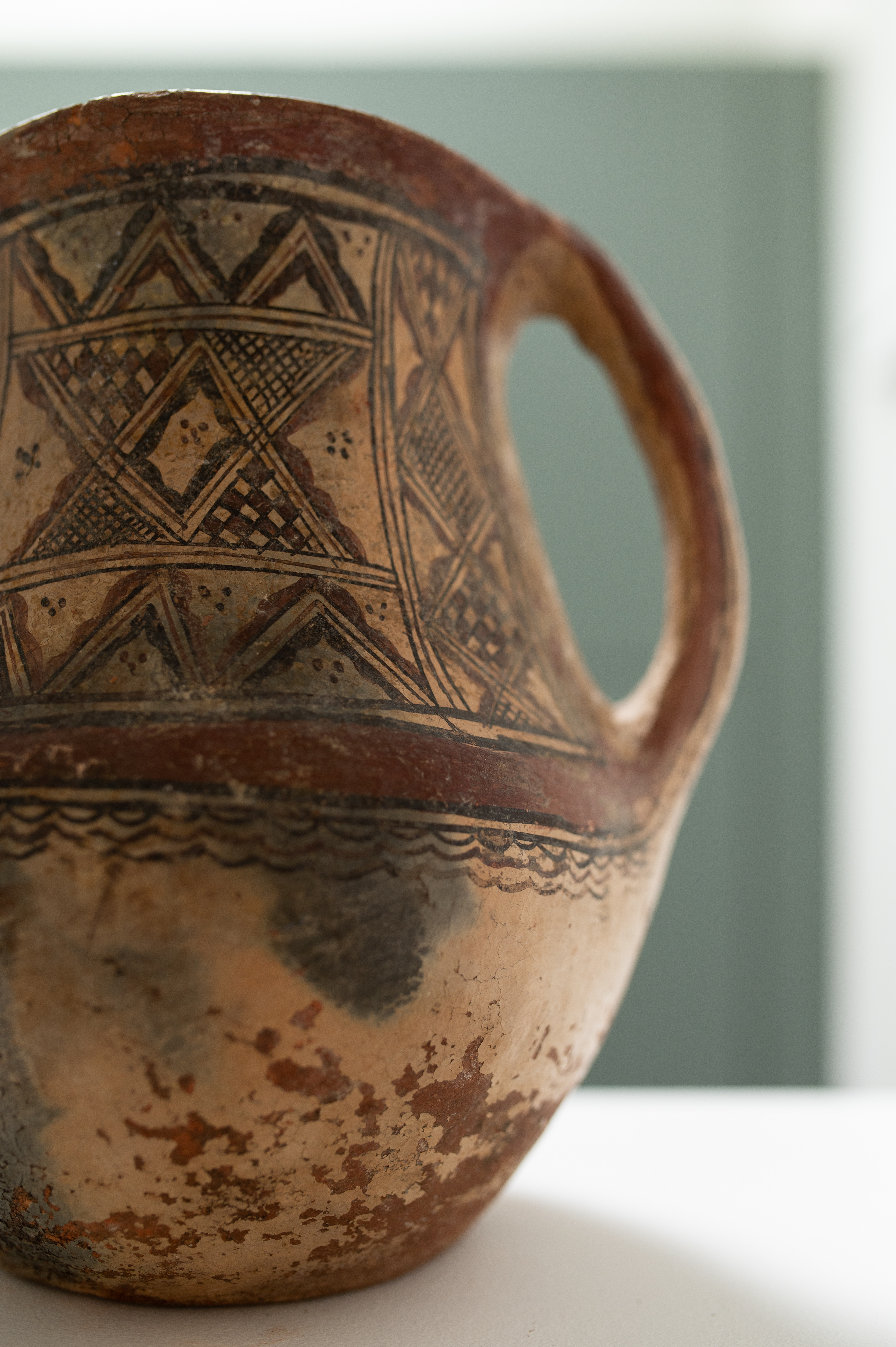 Jarre vintage en terre cuite avec motifs Kabyles - Terracotta Vintage Jar with Kabyle Patterns