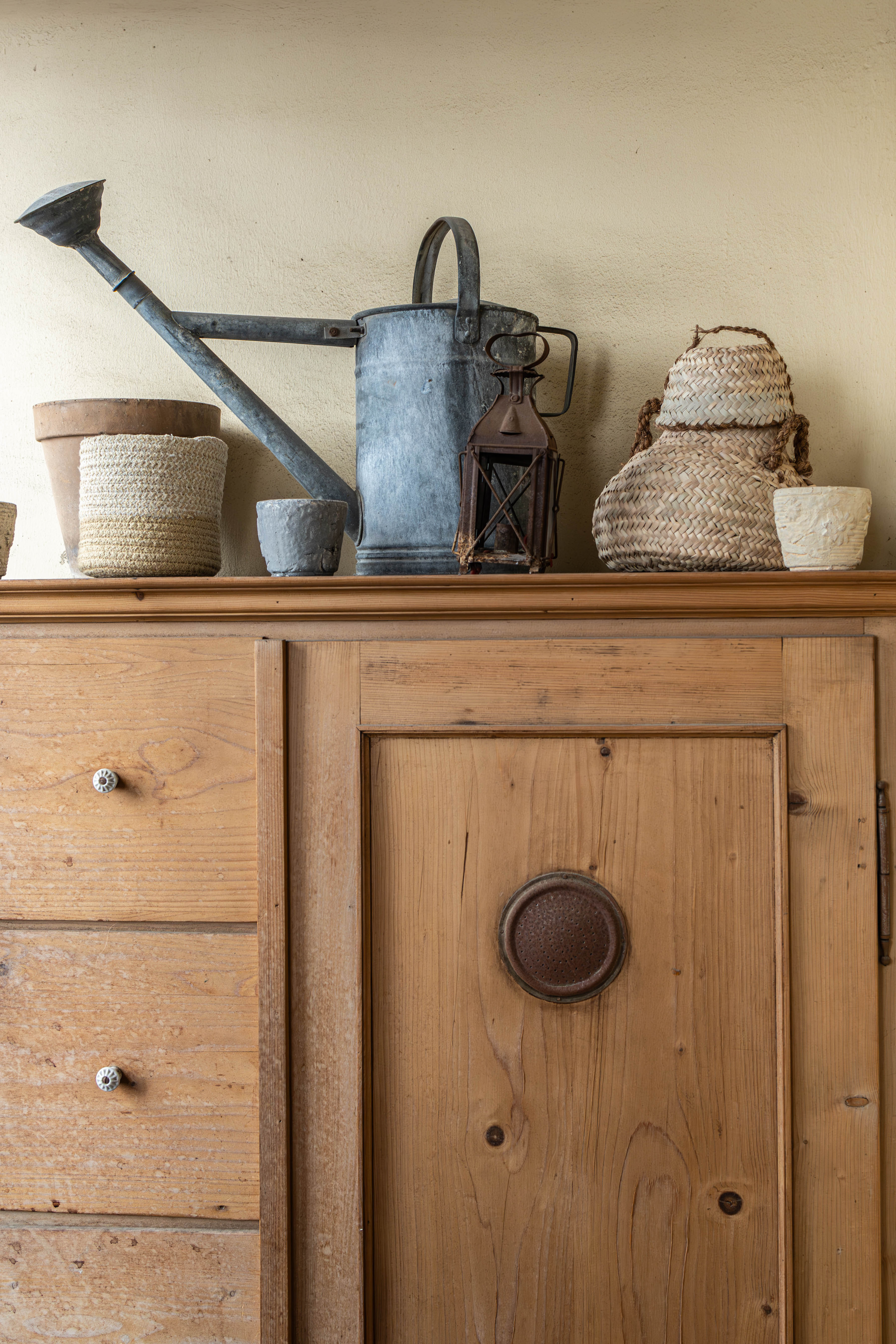 Panier bonbonne avec couvercle de TIMIMOUN -  Lidded Bottle Basket 