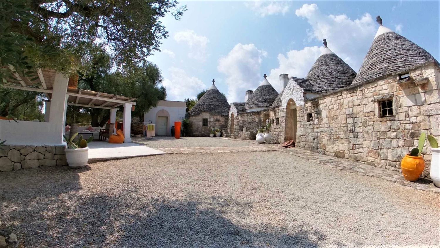 #23 Trullos con piscina @Ceglie Messapica [My Project Casa]