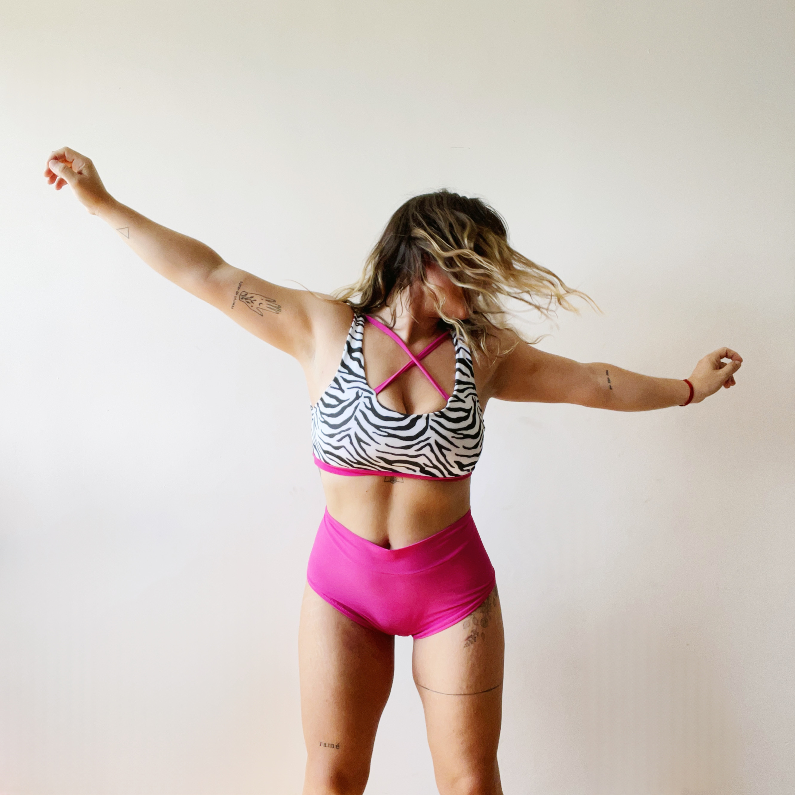 Short Basic Fucsia (más colores)