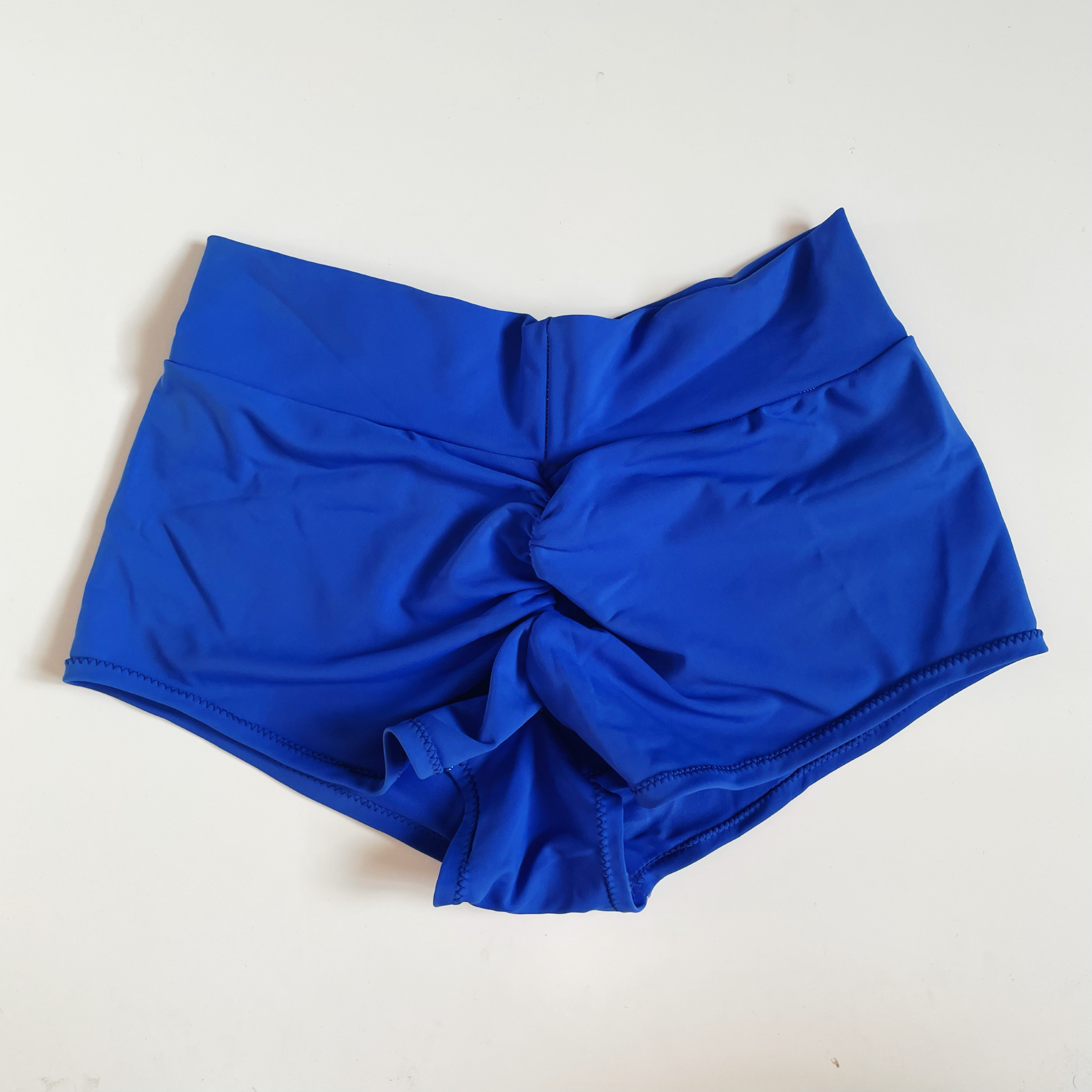 Short Basic Azul (más colores)
