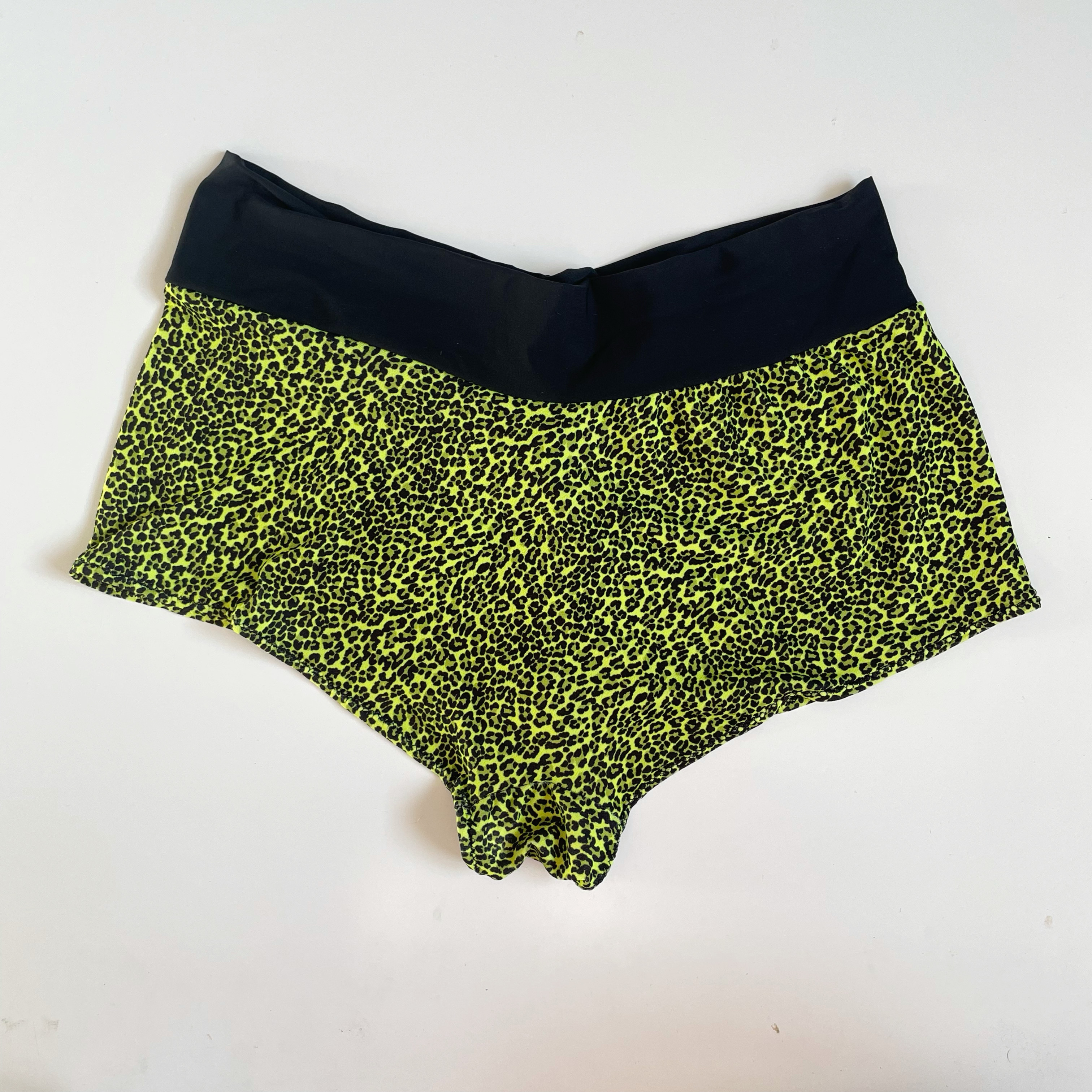 Short Leopardo verde