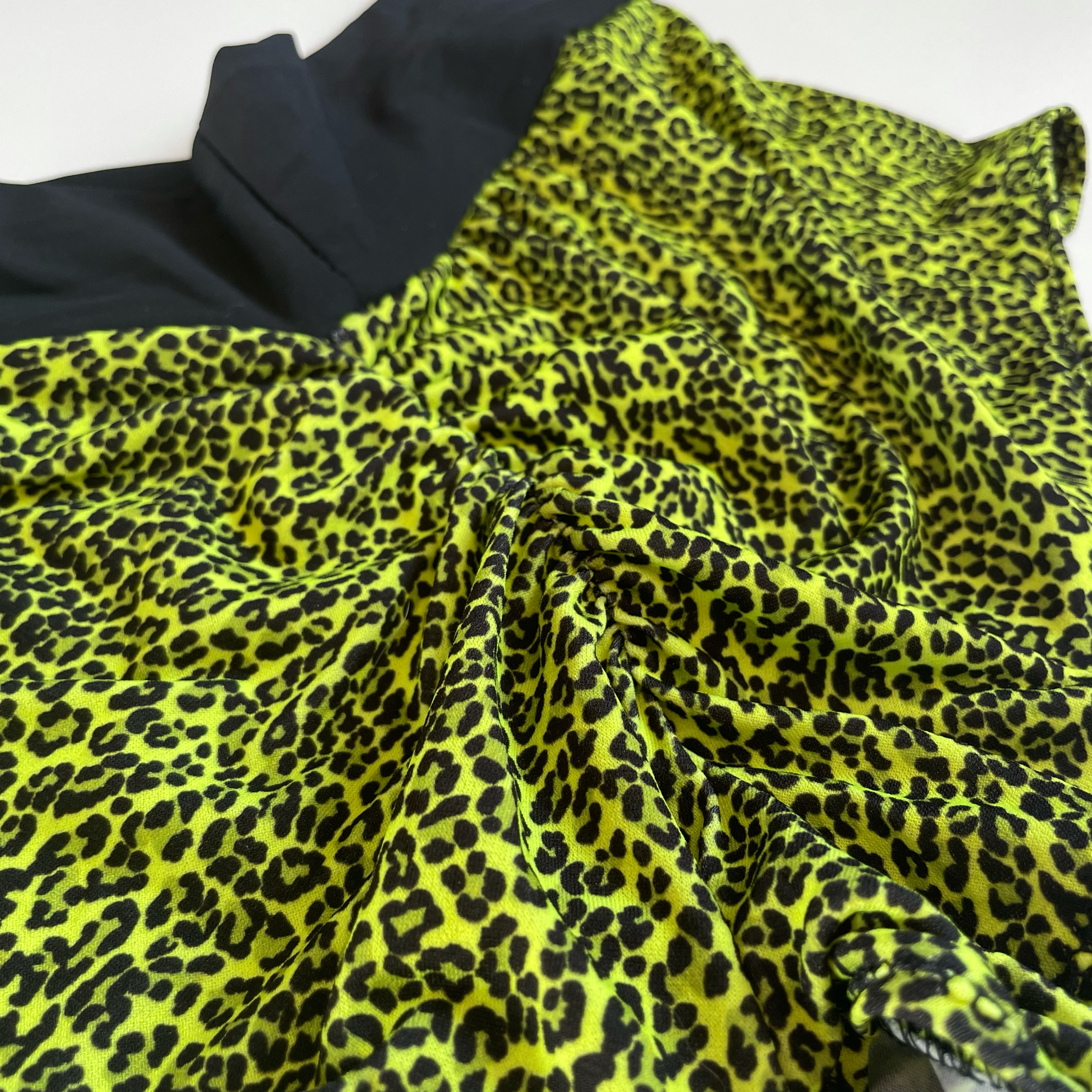 Short Leopardo verde