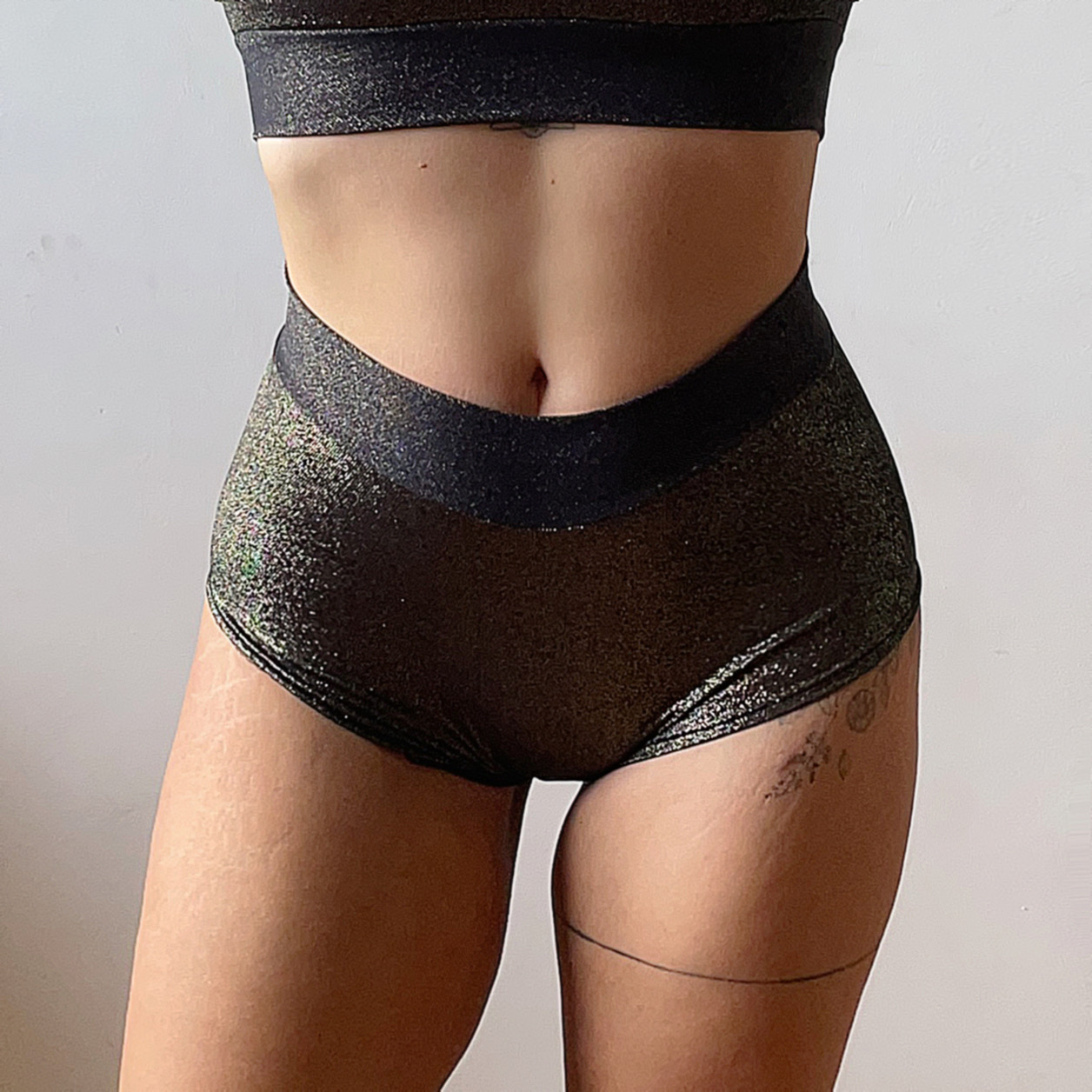 Short Dazzle