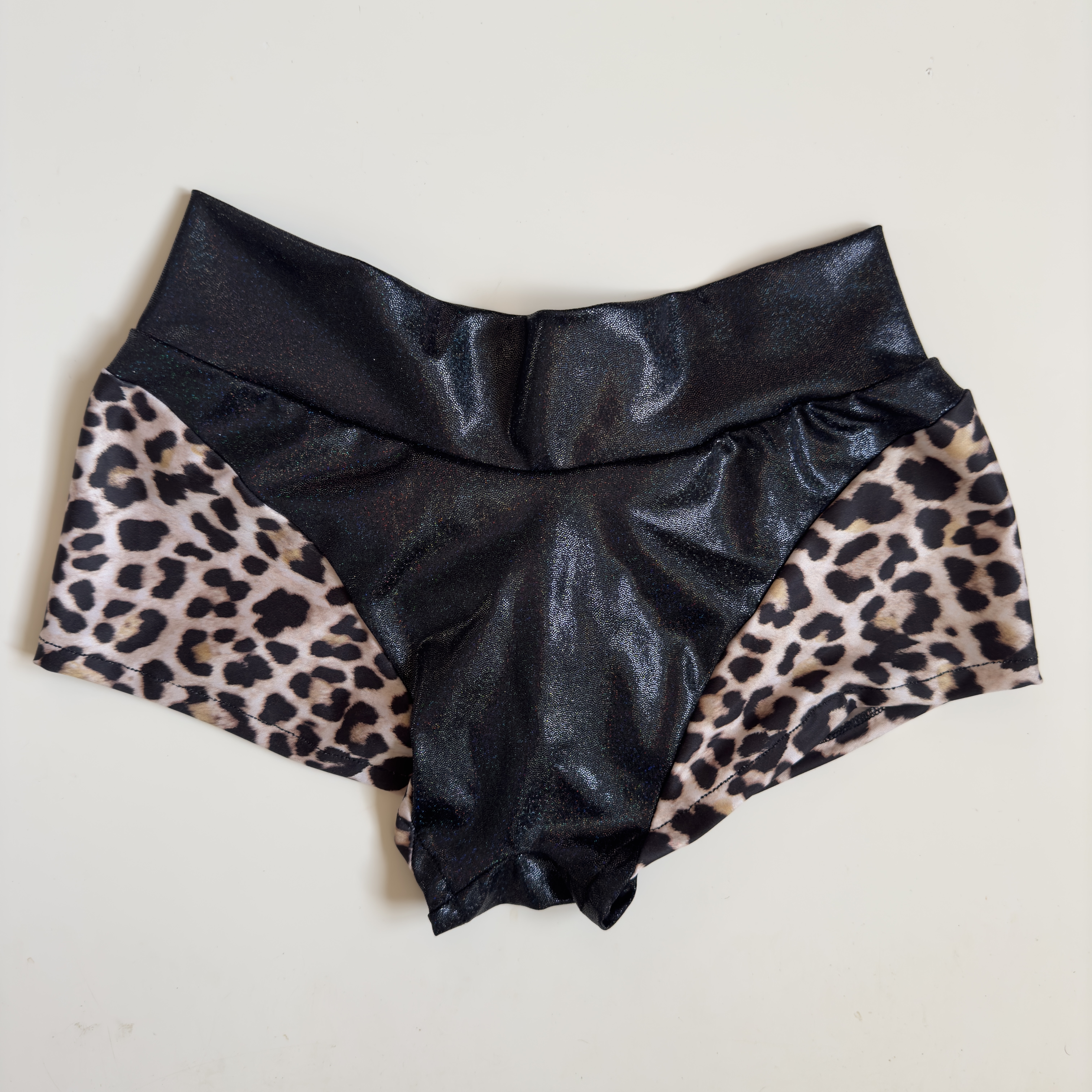 Short Skin Leopard