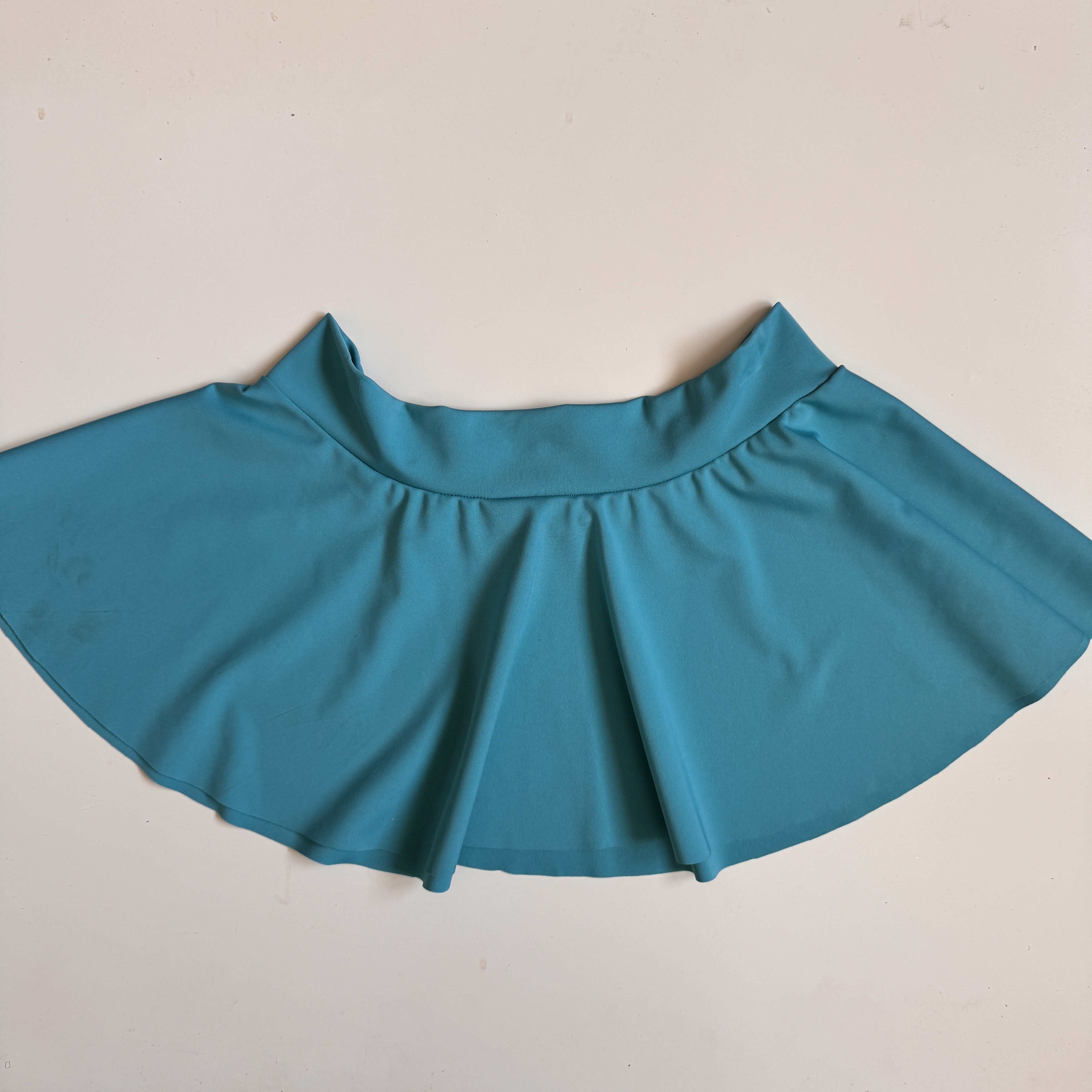 Faldita Fun (sin short debajo) Talla. S-M