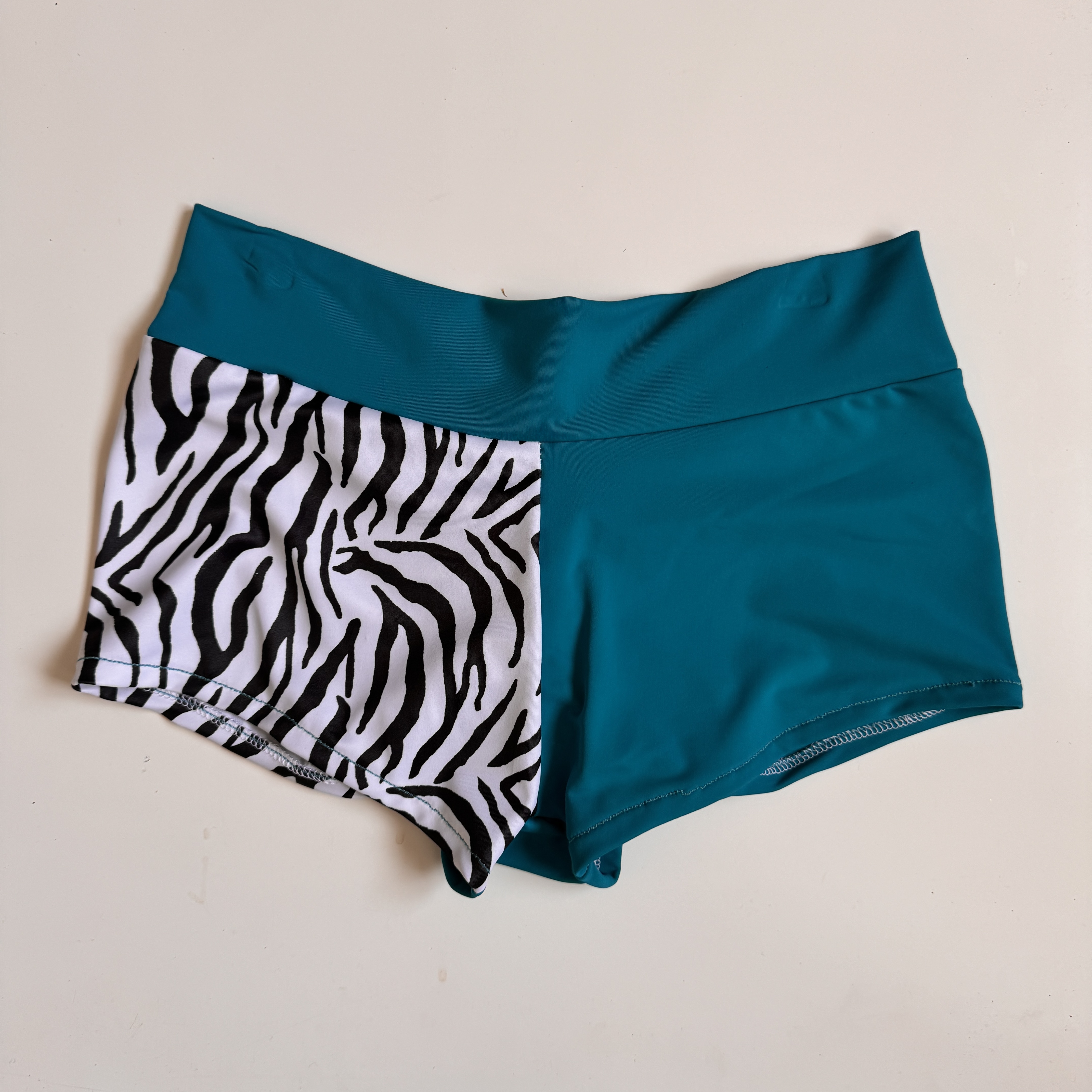 Short combi Zebra-Verde Talla. L