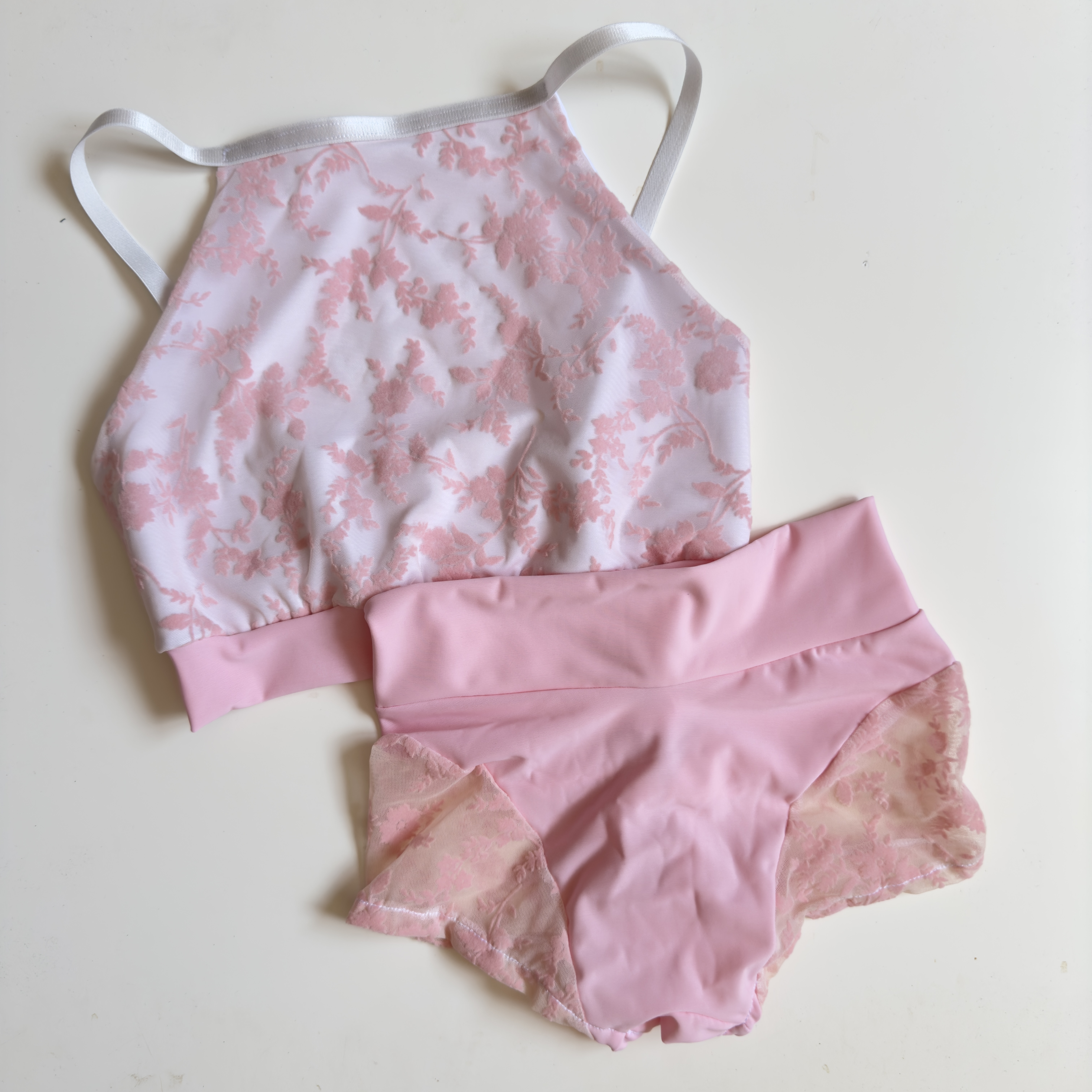 Short Dalia