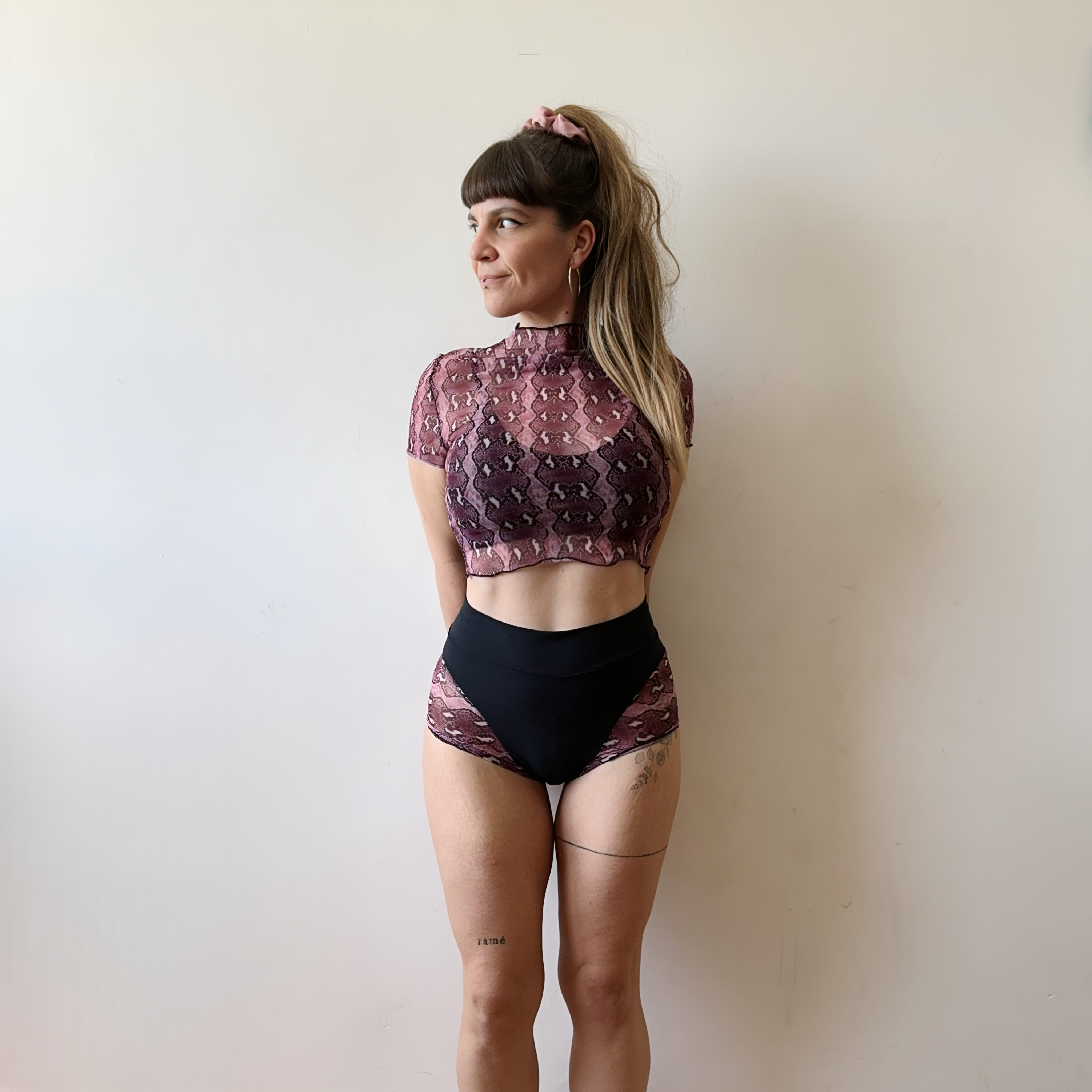 Crop Top Nagini