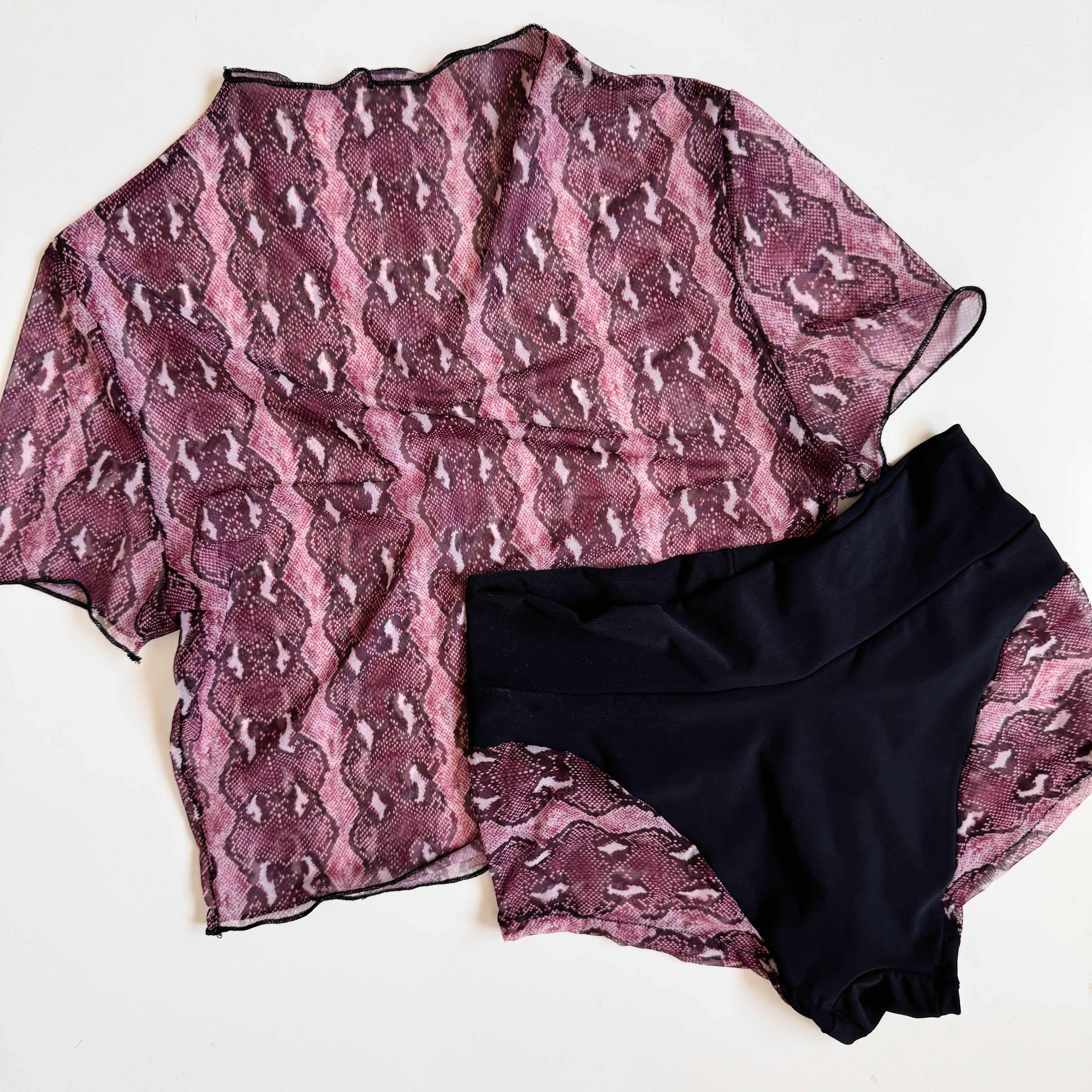 Crop Top Nagini